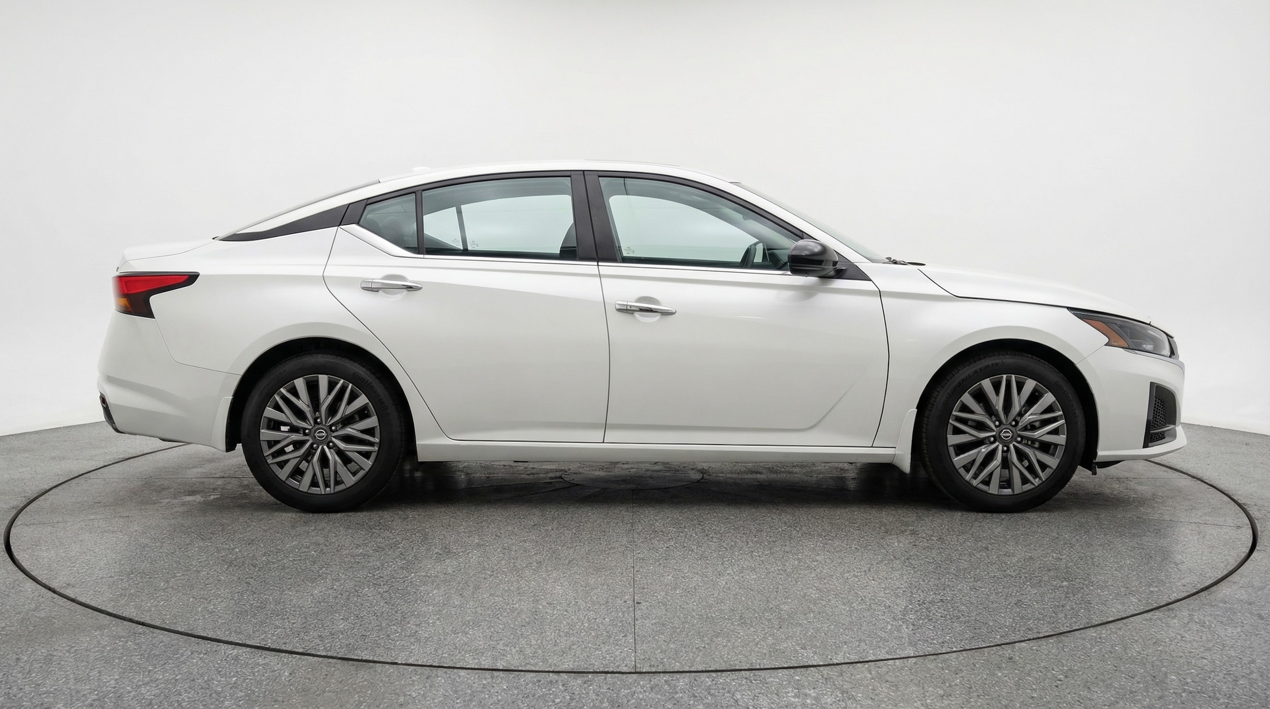 Thumbnail: 2025 Nissan Altima - 8