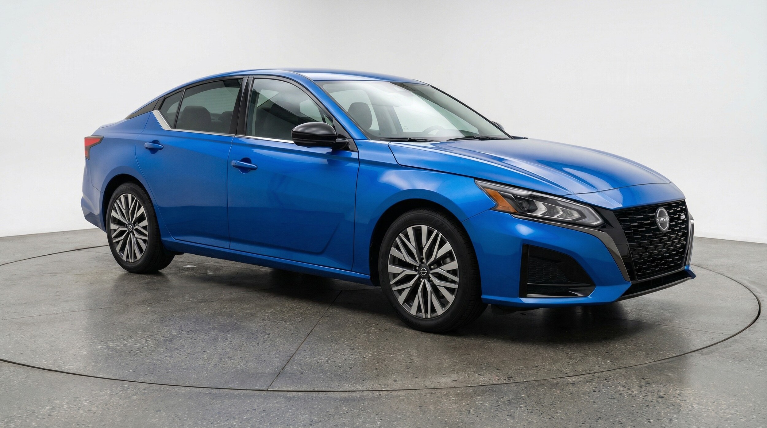 Thumbnail: 2025 Nissan Altima - 1