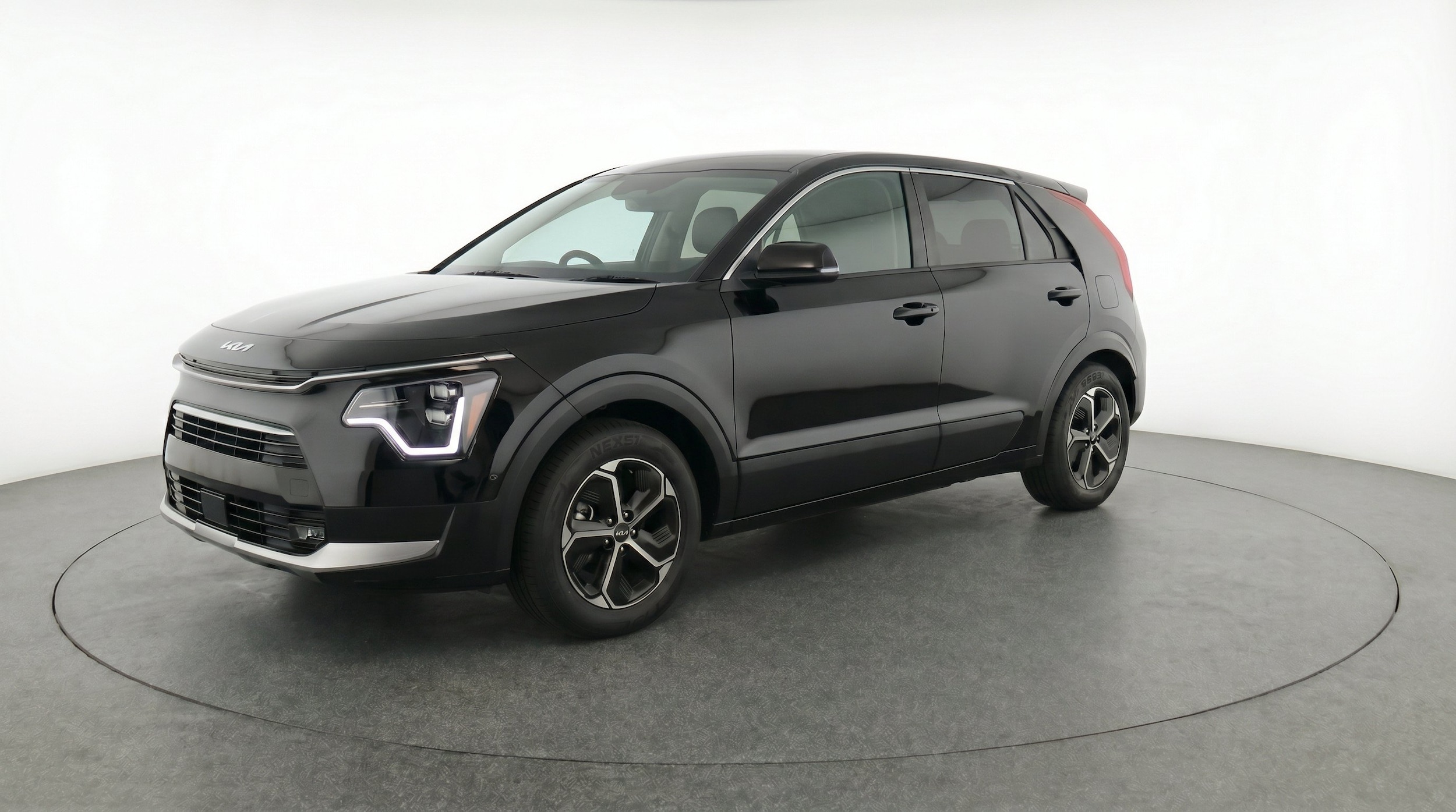 Thumbnail: 2026 Kia Niro - 3