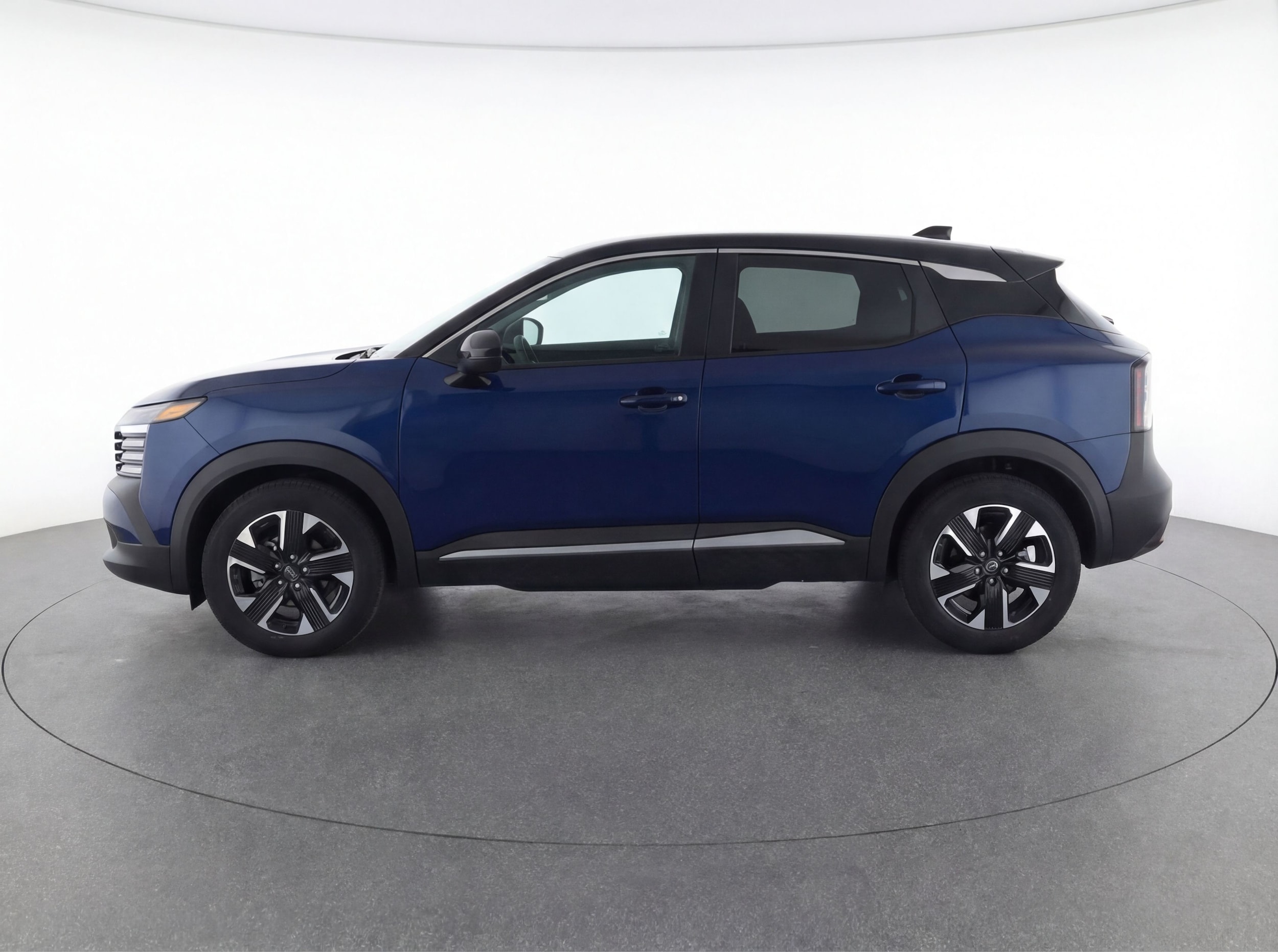 Thumbnail: 2025 Nissan Kicks - 4