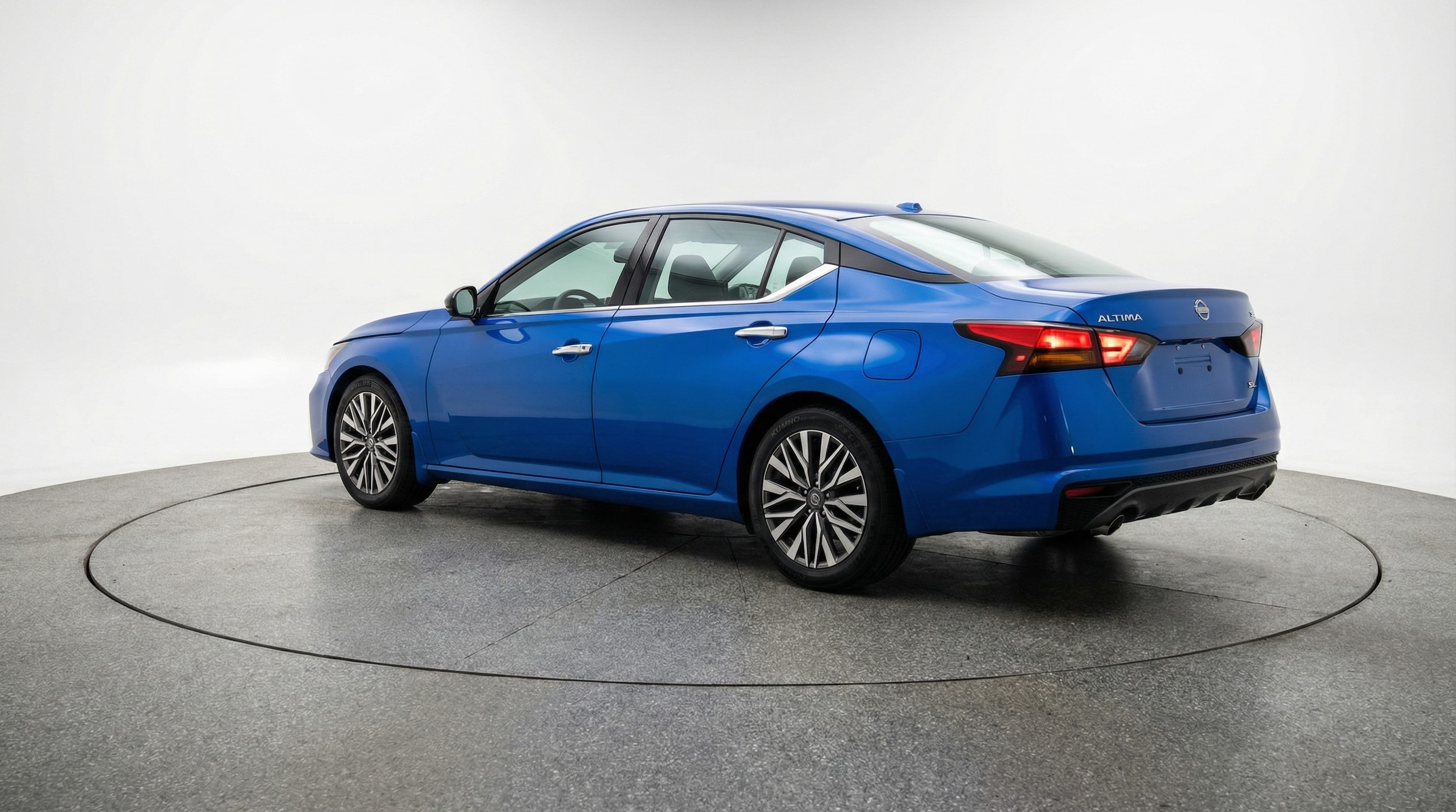 Thumbnail: 2025 Nissan Altima - 5