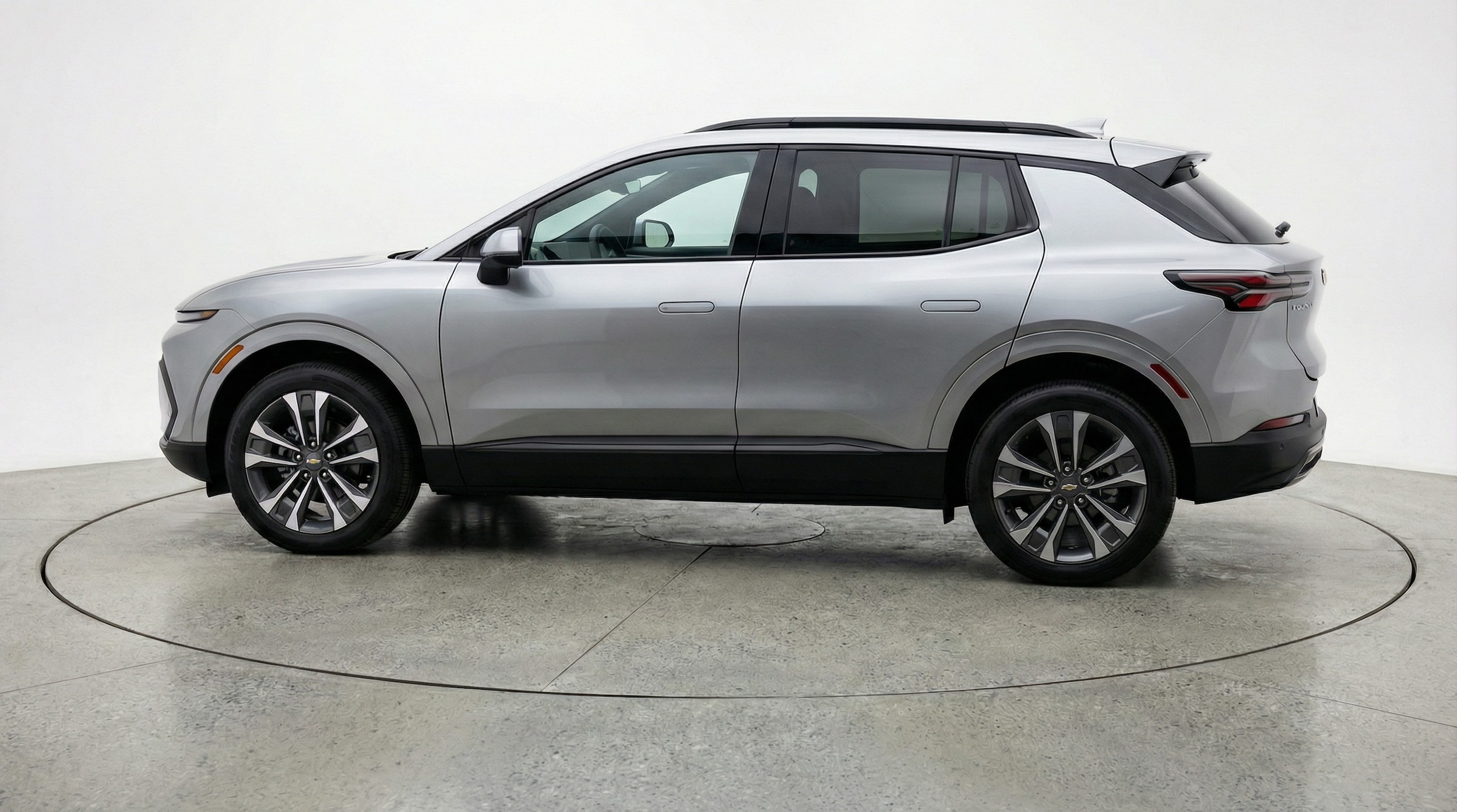 Thumbnail: 2025 Chevrolet Equinox - 4