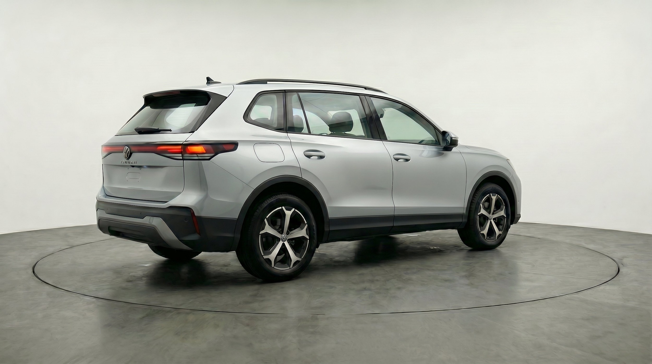 Thumbnail: 2026 Volkswagen Tiguan - 9