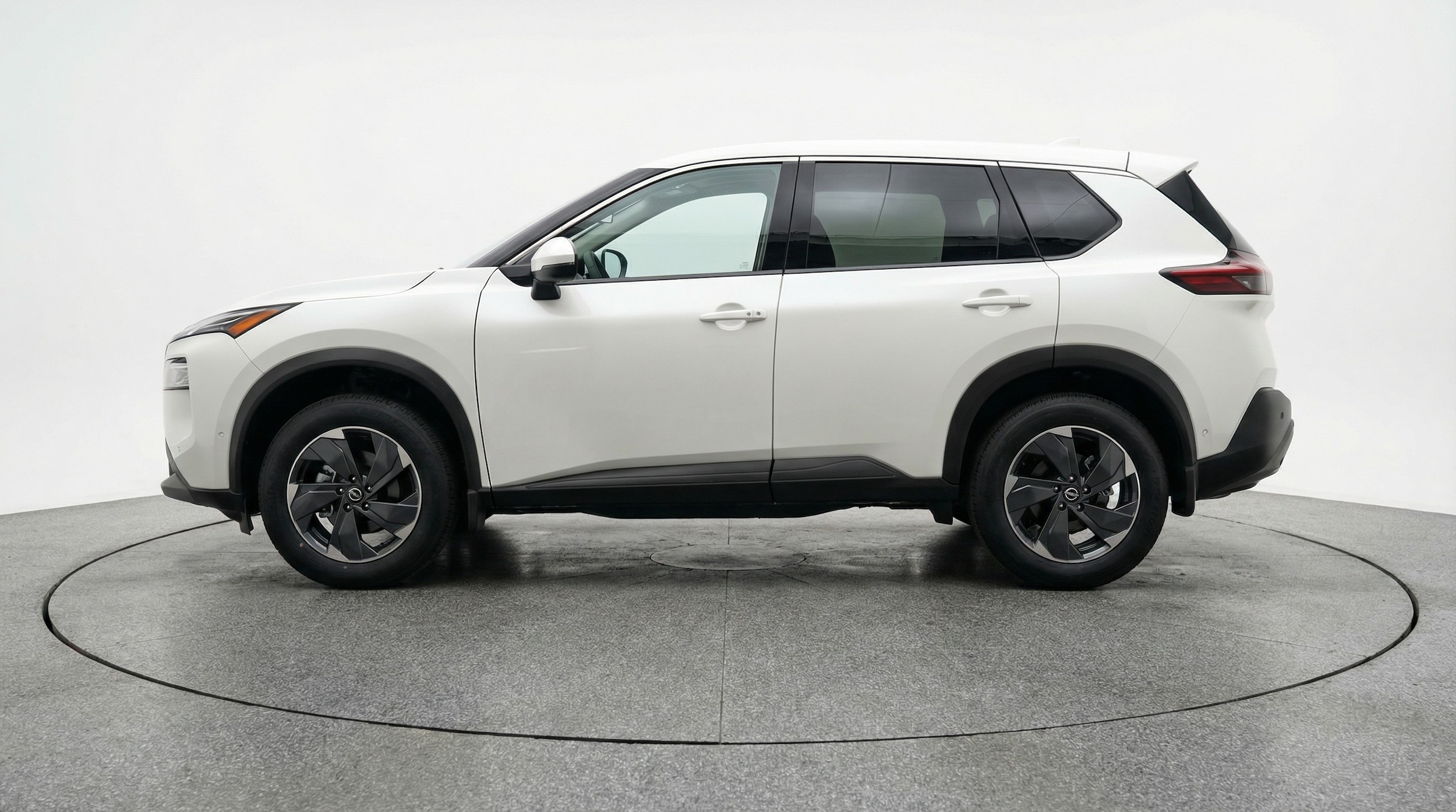 Thumbnail: 2025 Nissan Rogue - 4