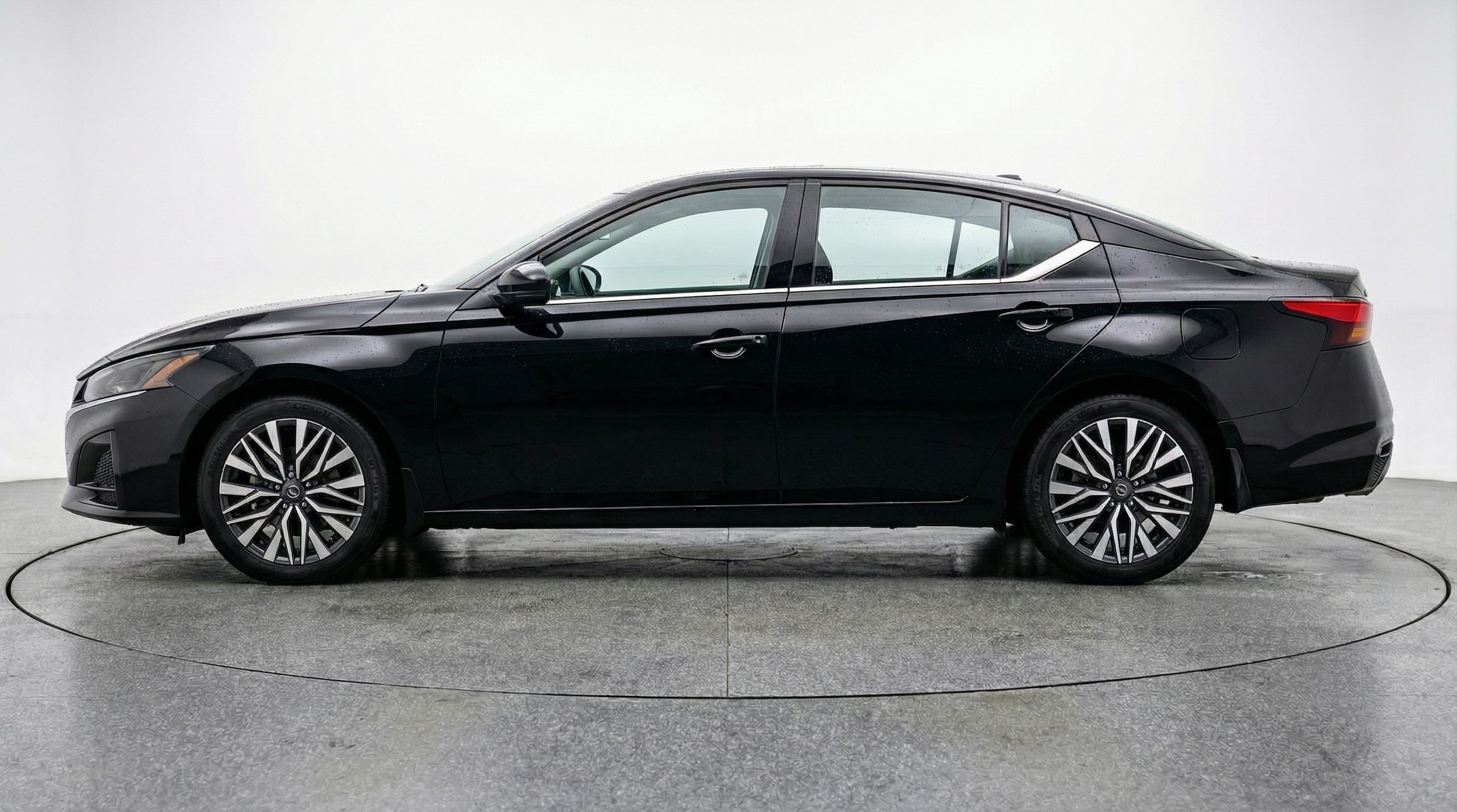 Thumbnail: 2025 Nissan Altima - 4