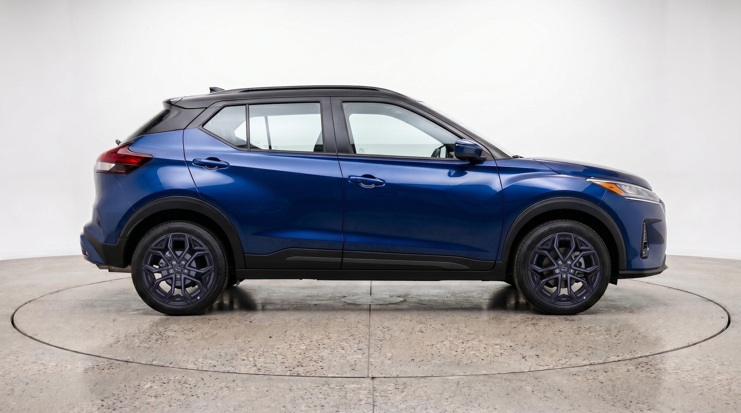 Thumbnail: 2026 Nissan Kicks - 8