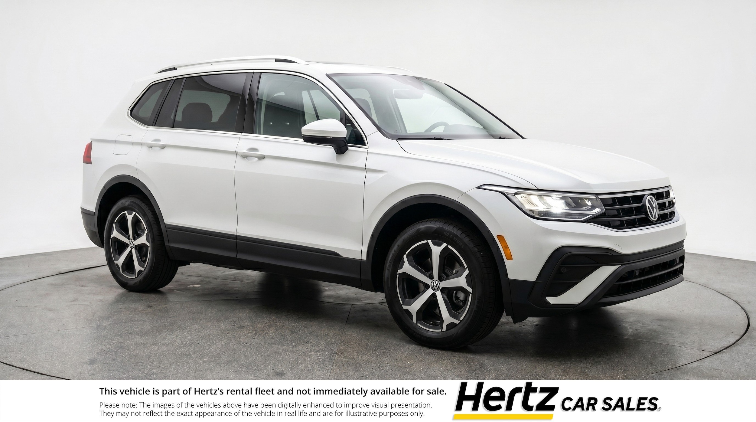 Thumbnail: 2026 Volkswagen Tiguan - 1