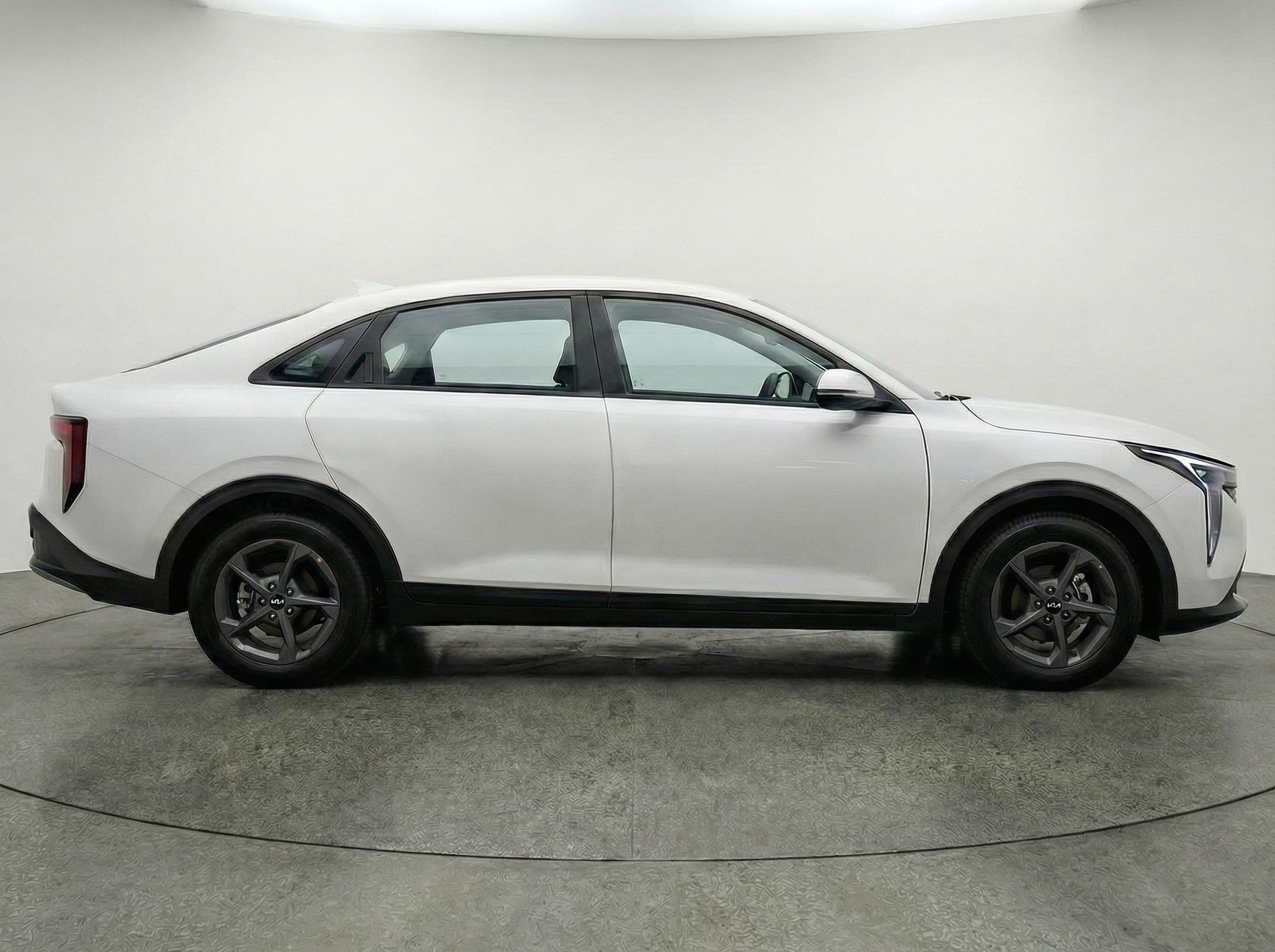 Thumbnail: 2025 Kia K4 - 8