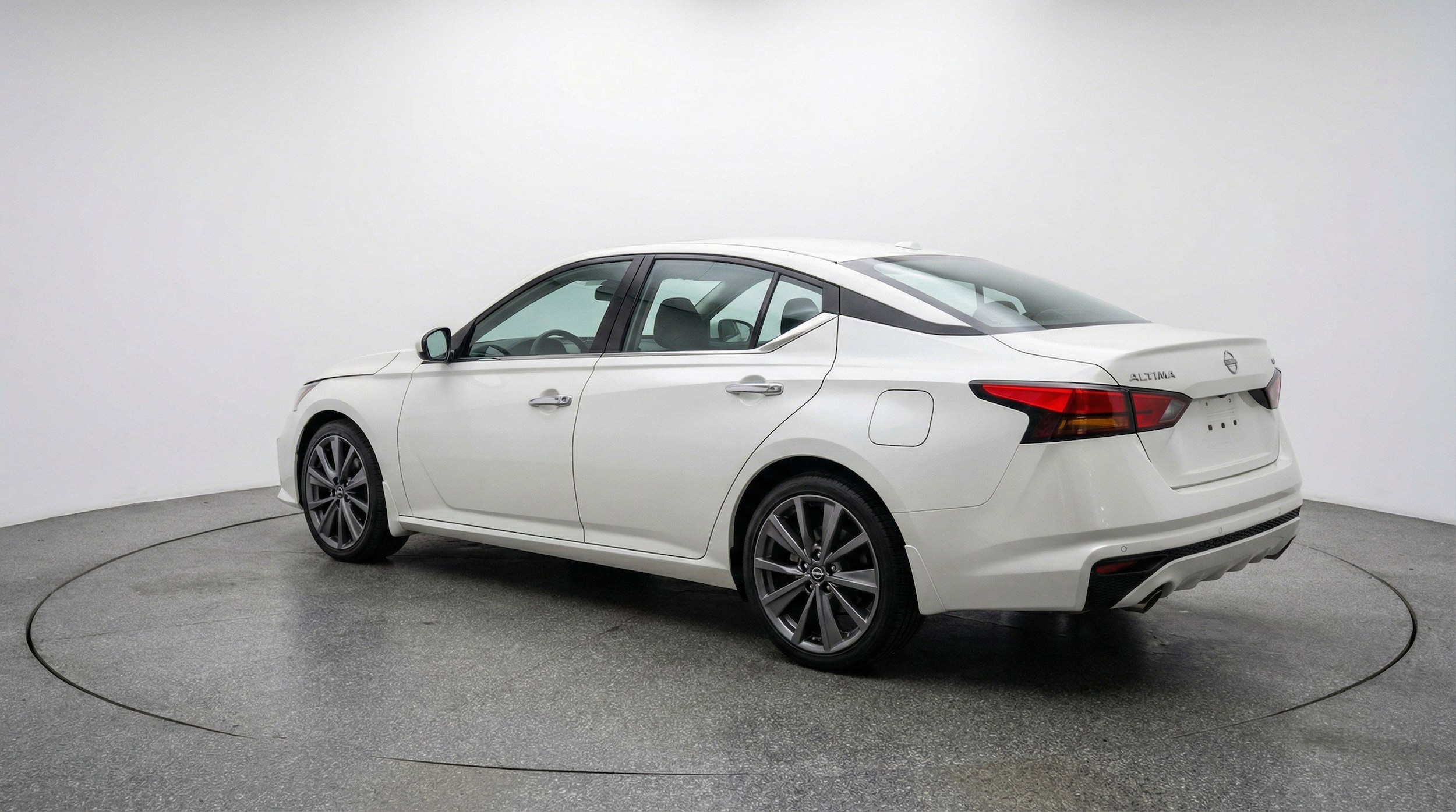Thumbnail: 2025 Nissan Altima - 6