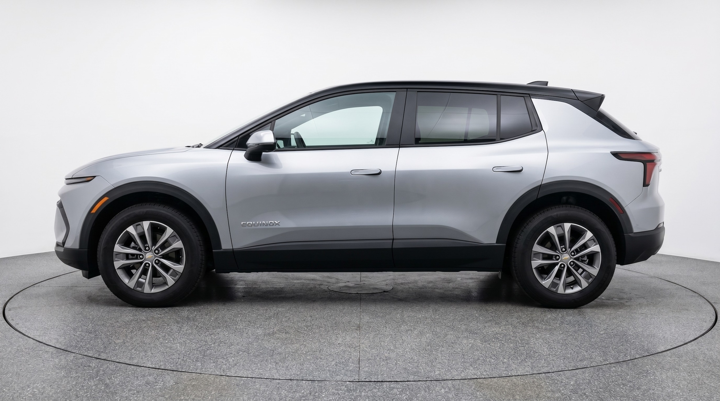 Thumbnail: 2025 Chevrolet Equinox - 4
