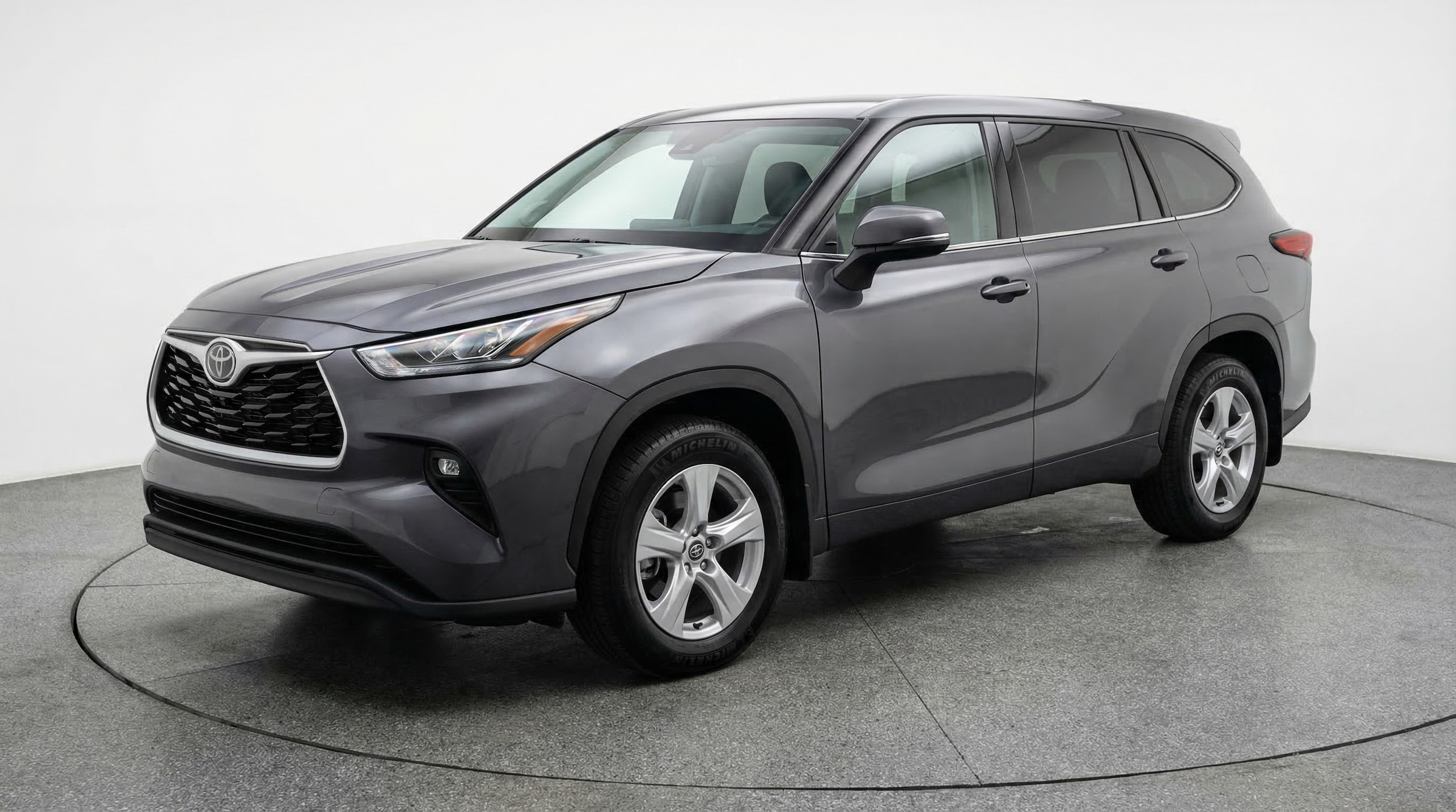 Thumbnail: 2025 Toyota Highlander - 3