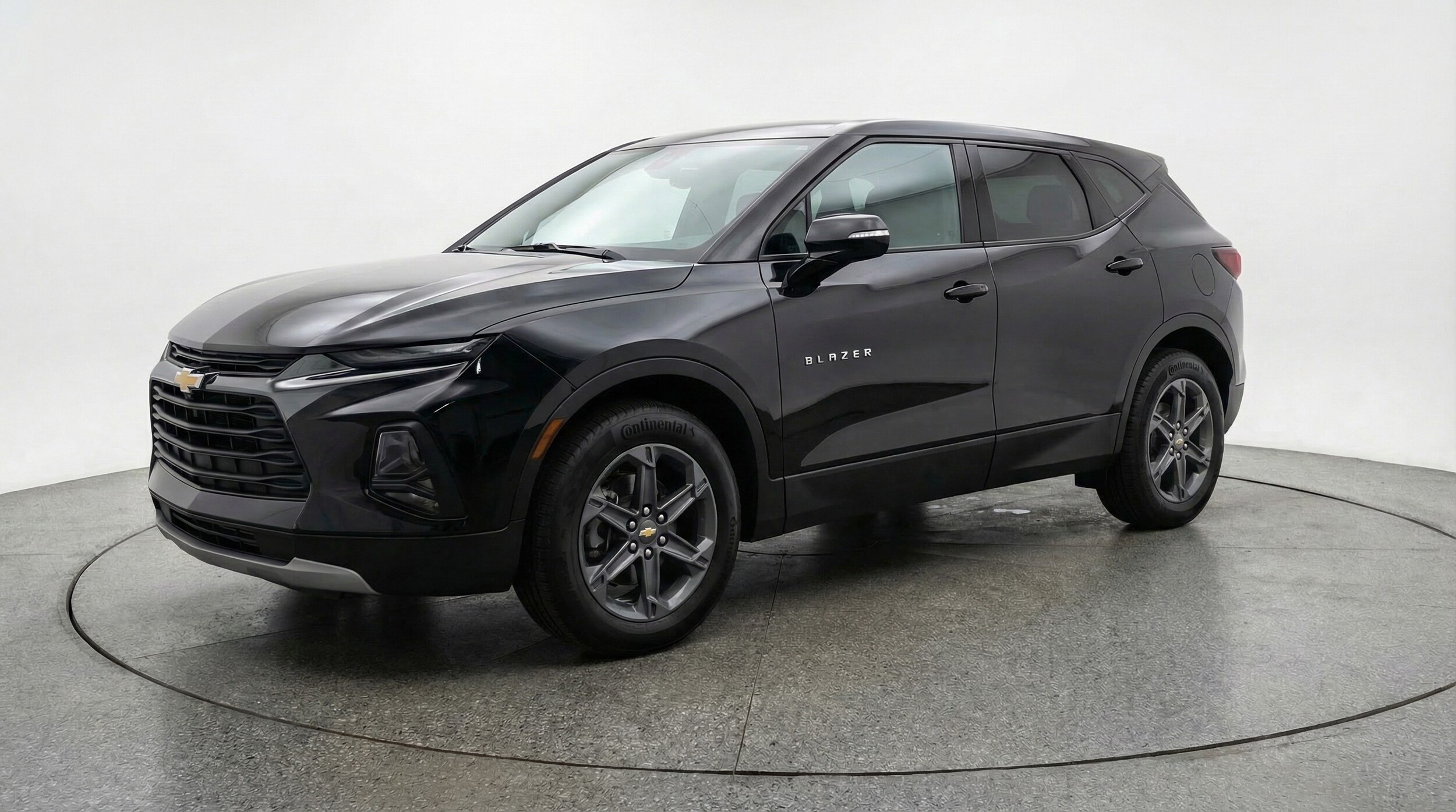 Thumbnail: 2025 Chevrolet Blazer - 3