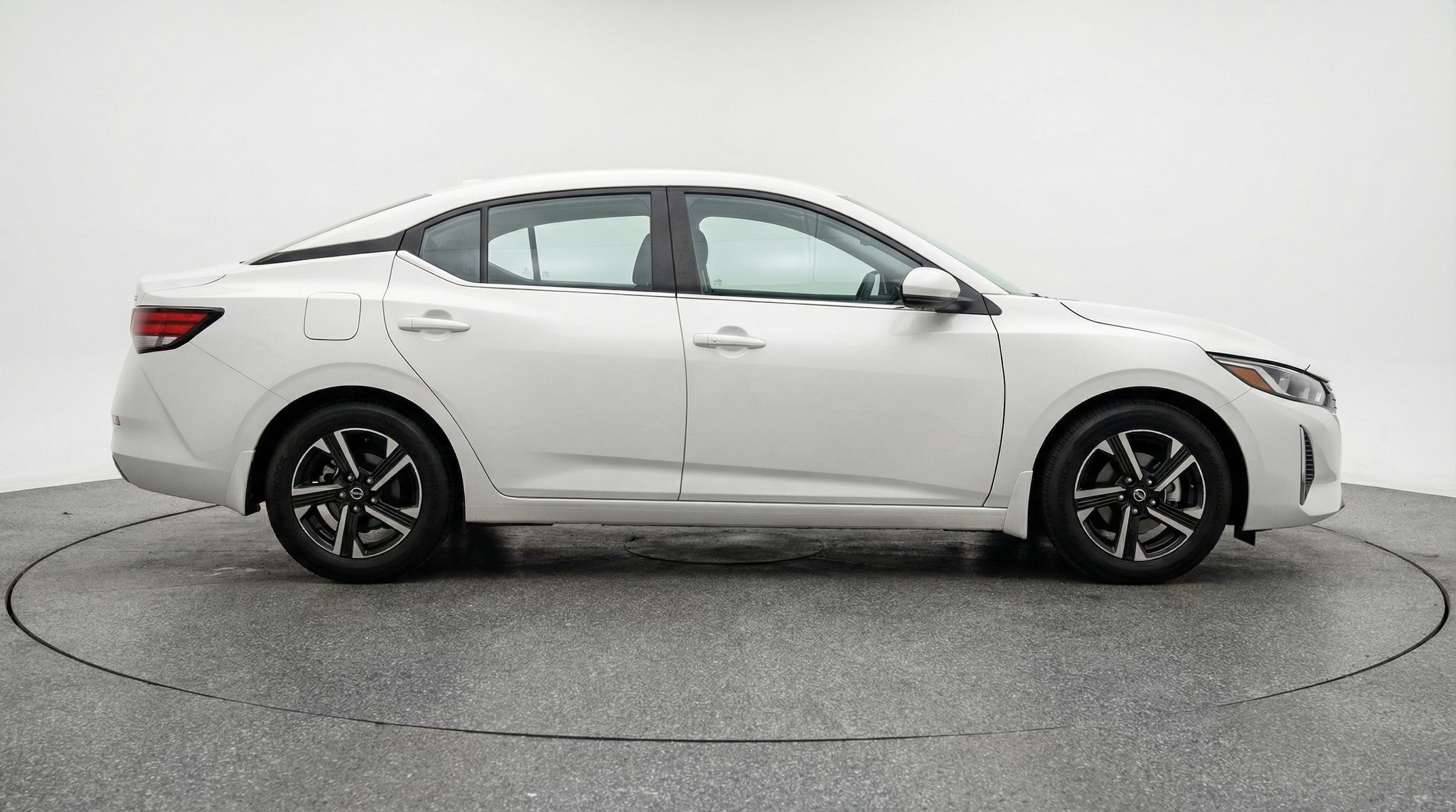 Thumbnail: 2025 Nissan Sentra - 8