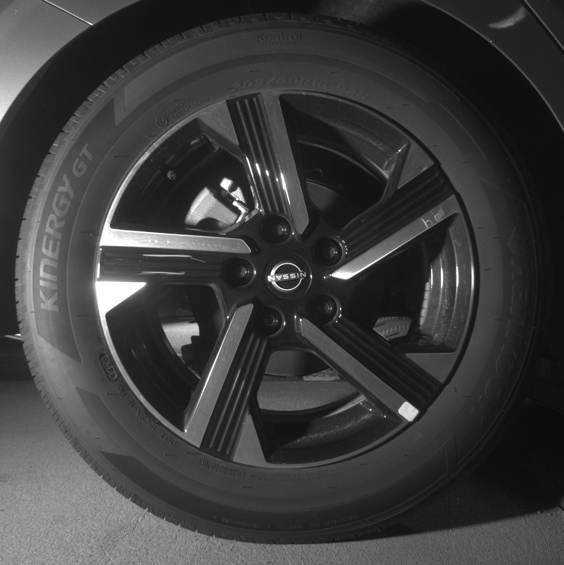 Thumbnail: 2025 Nissan Sentra - 12