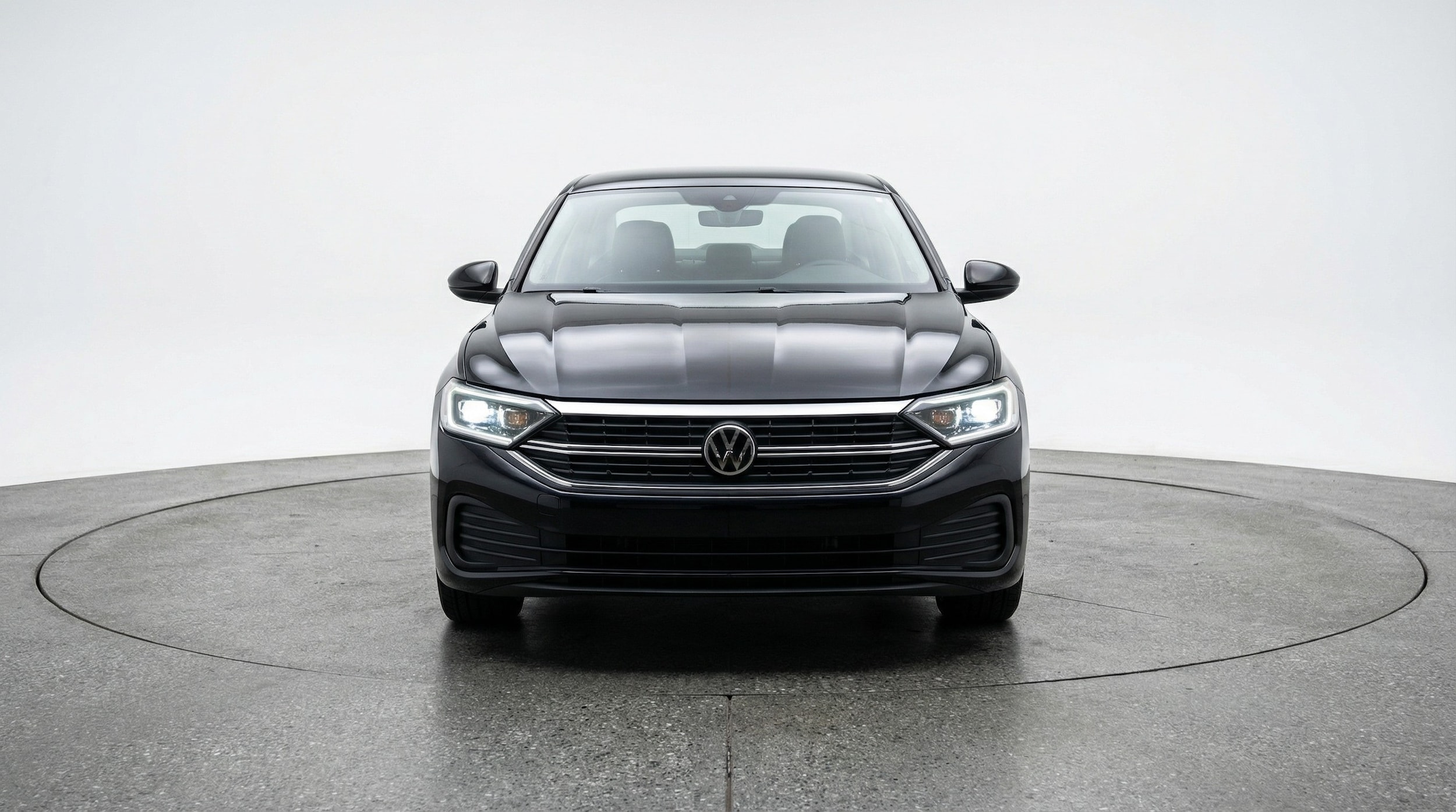 Thumbnail: 2025 Volkswagen Jetta - 2