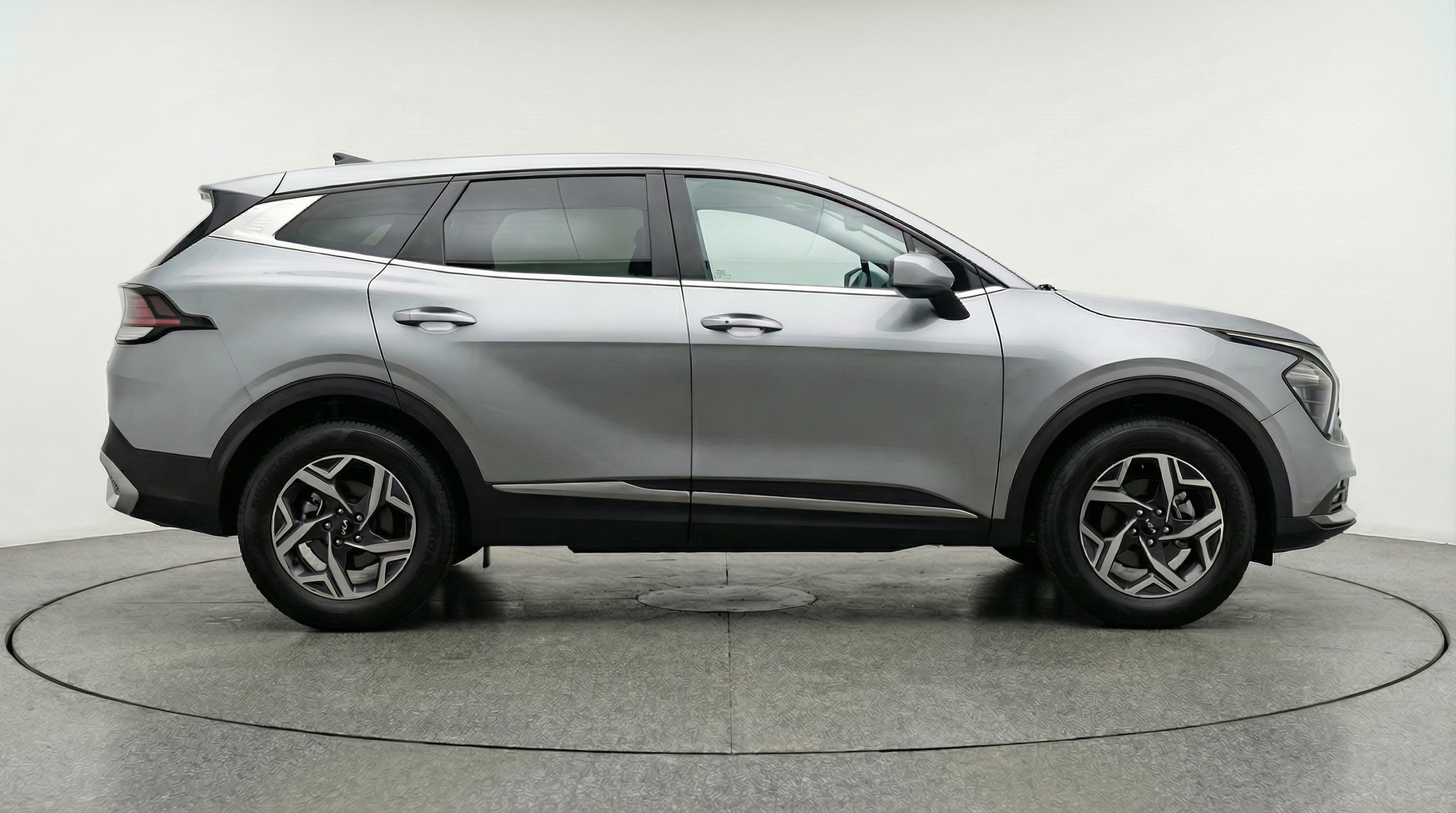 Thumbnail: 2025 Kia Sportage - 8