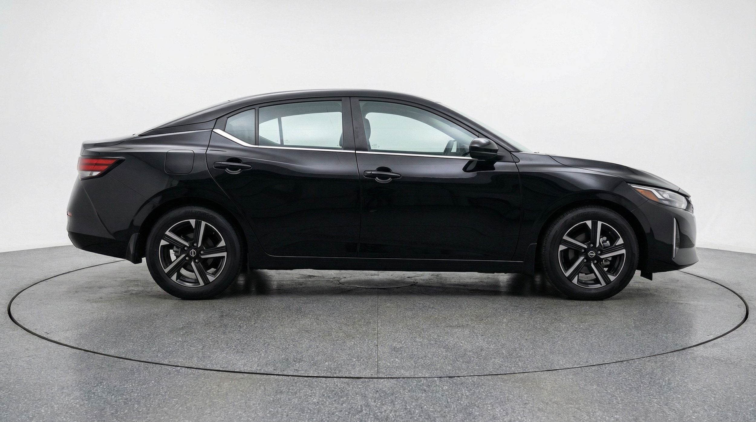 Thumbnail: 2025 Nissan Sentra - 8