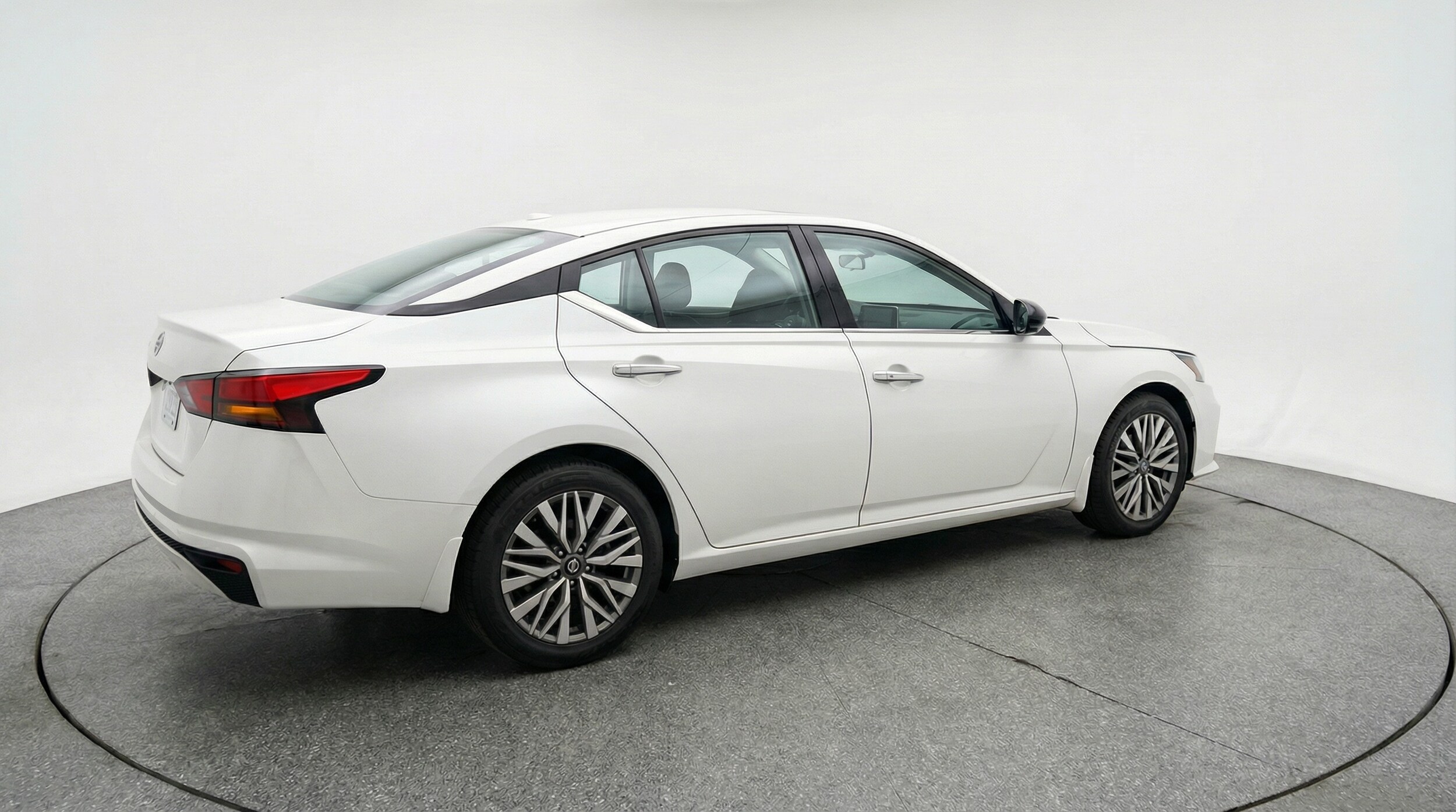 Thumbnail: 2025 Nissan Altima - 7