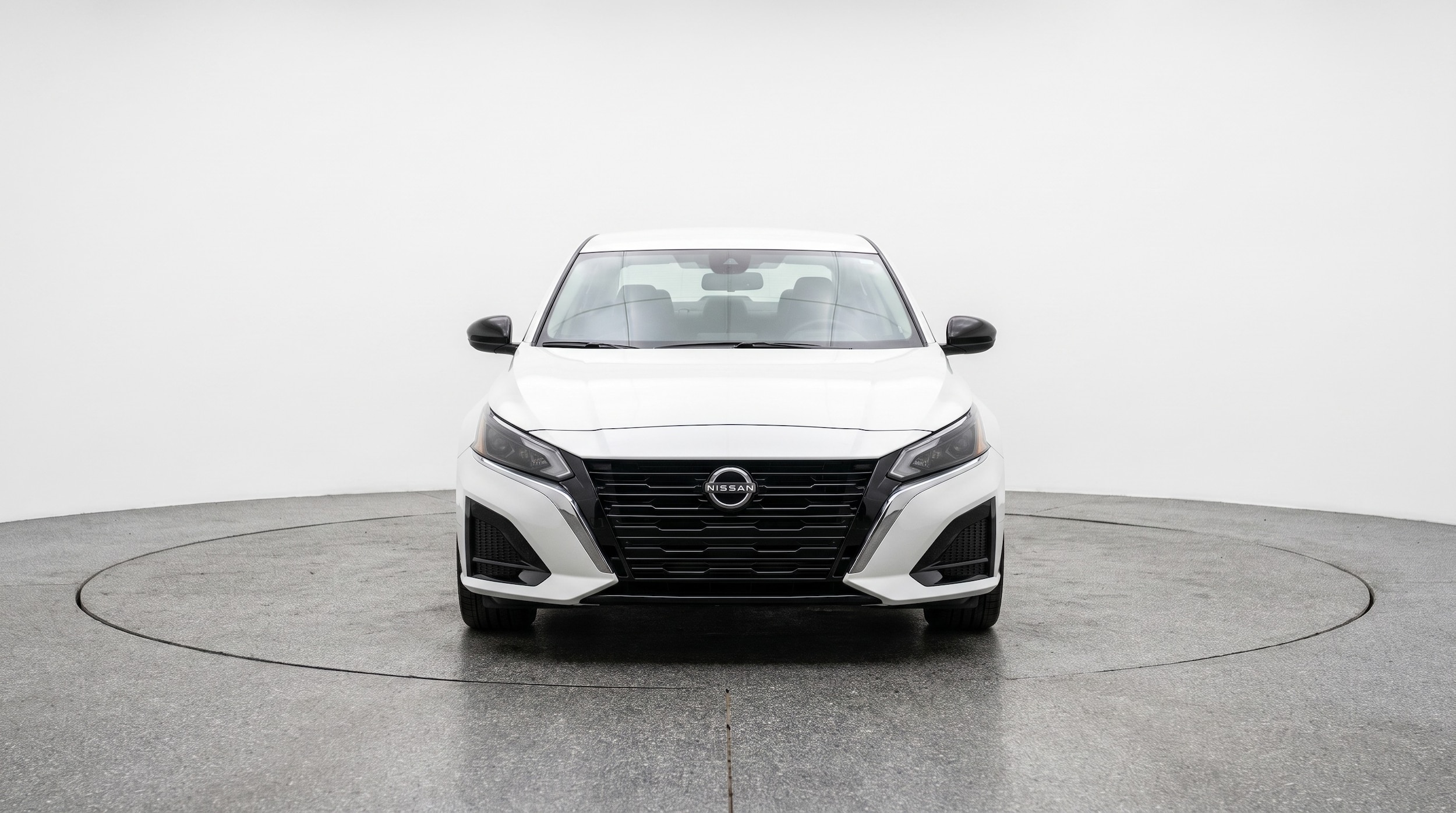 Thumbnail: 2025 Nissan Altima - 2