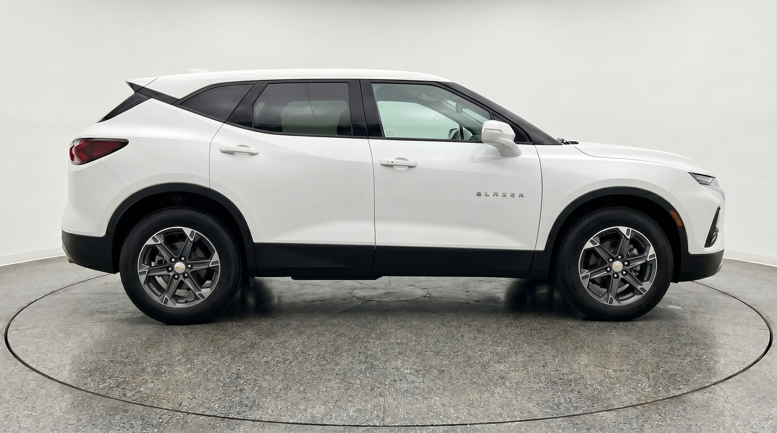 Thumbnail: 2025 Chevrolet Blazer - 8