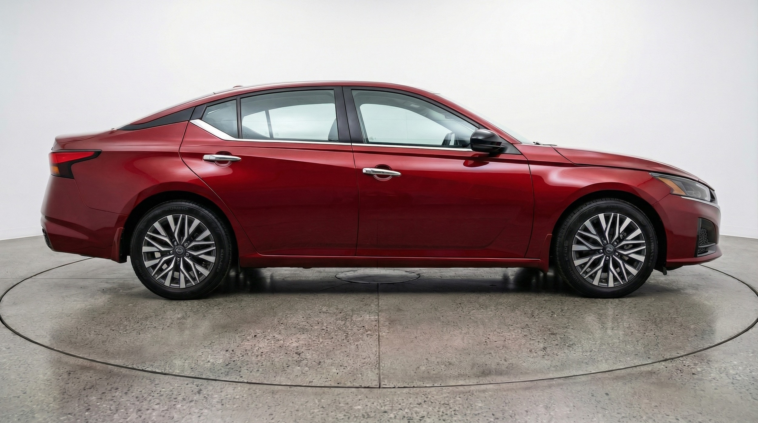 Thumbnail: 2025 Nissan Altima - 8