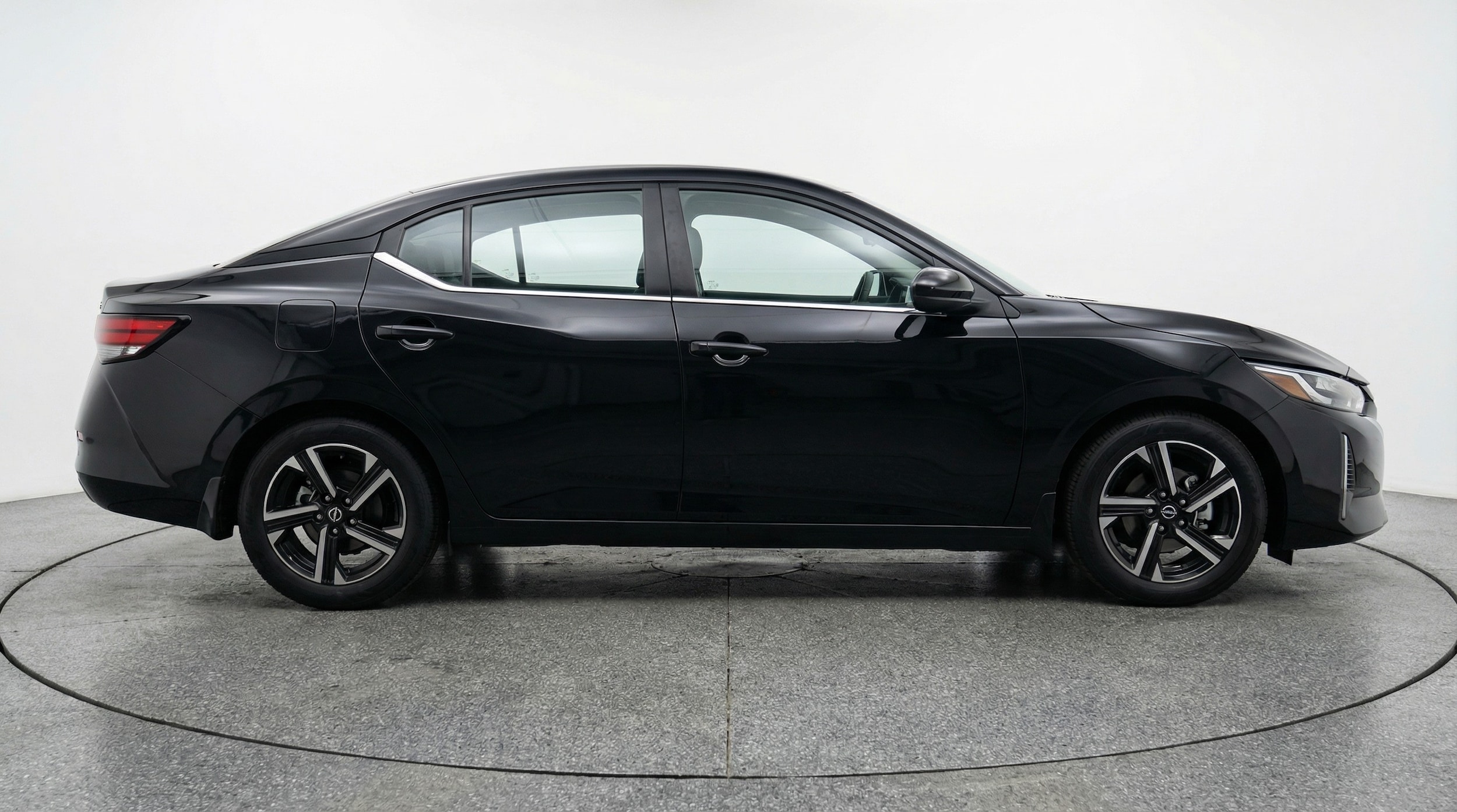 Thumbnail: 2025 Nissan Sentra - 8