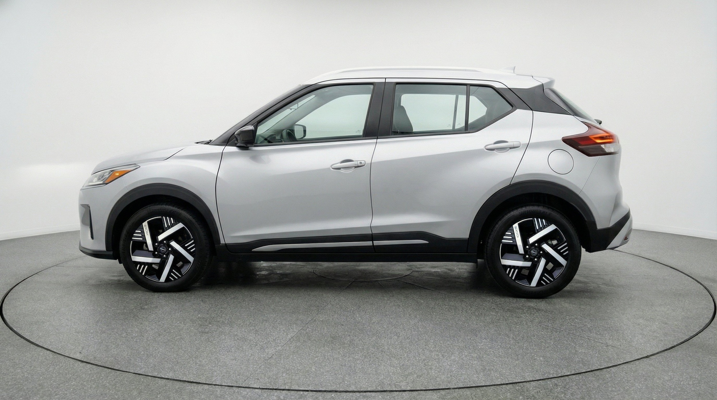 Thumbnail: 2026 Nissan Kicks - 6
