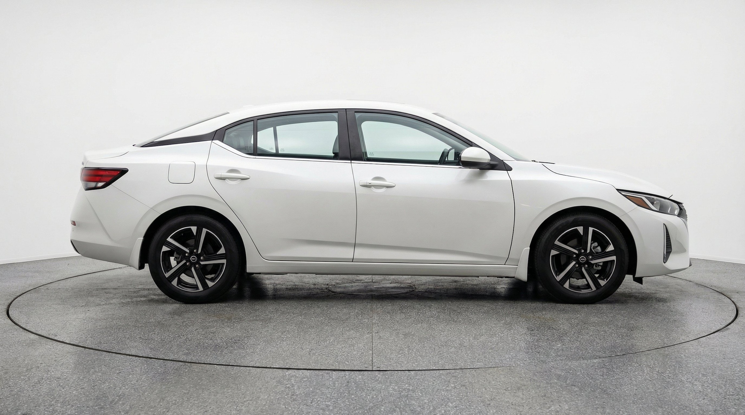 Thumbnail: 2025 Nissan Sentra - 11