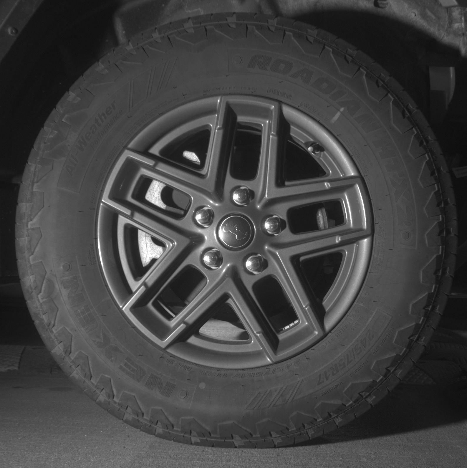 Thumbnail: 2025 Jeep Wrangler - 13