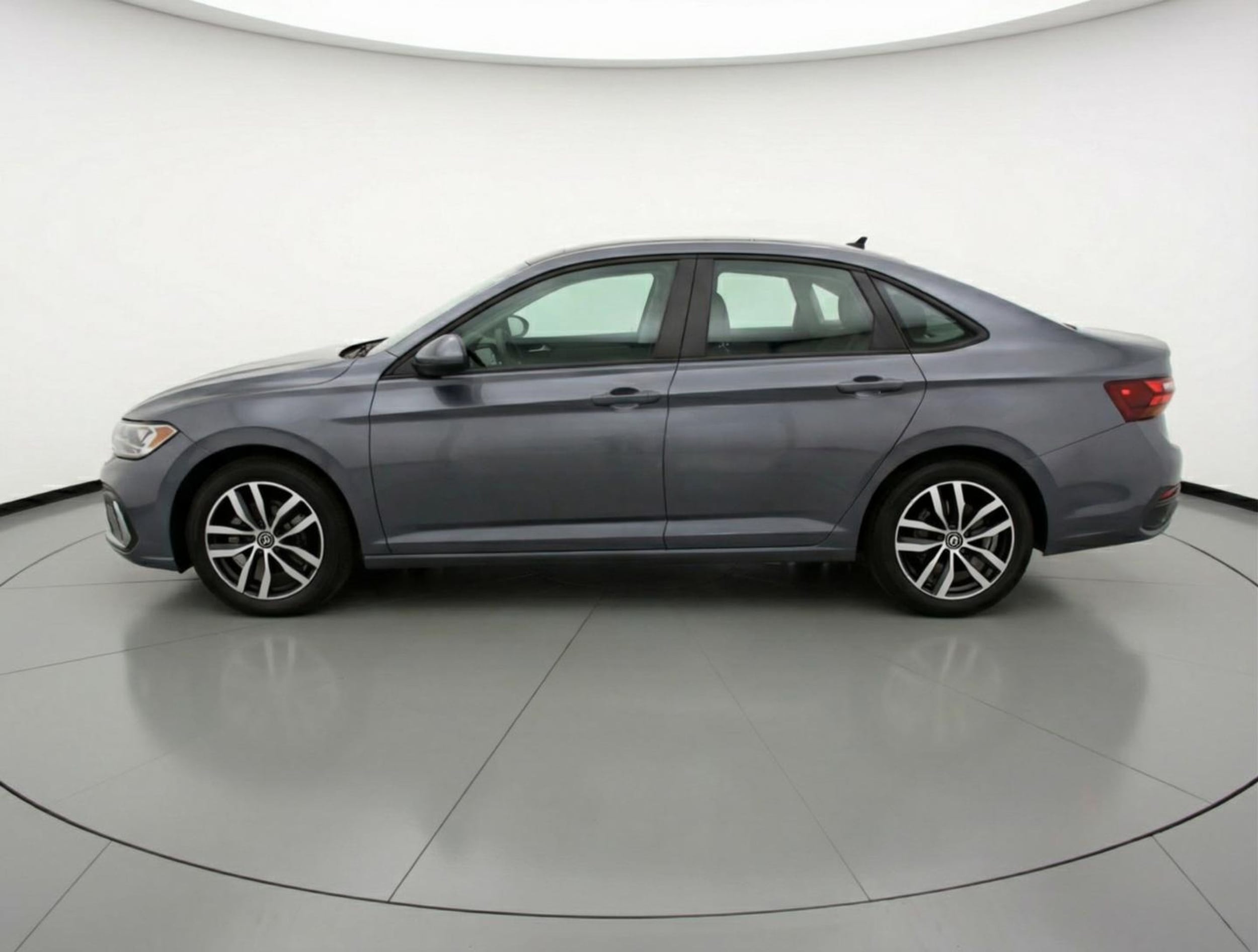 Thumbnail: 2025 Volkswagen Jetta - 4