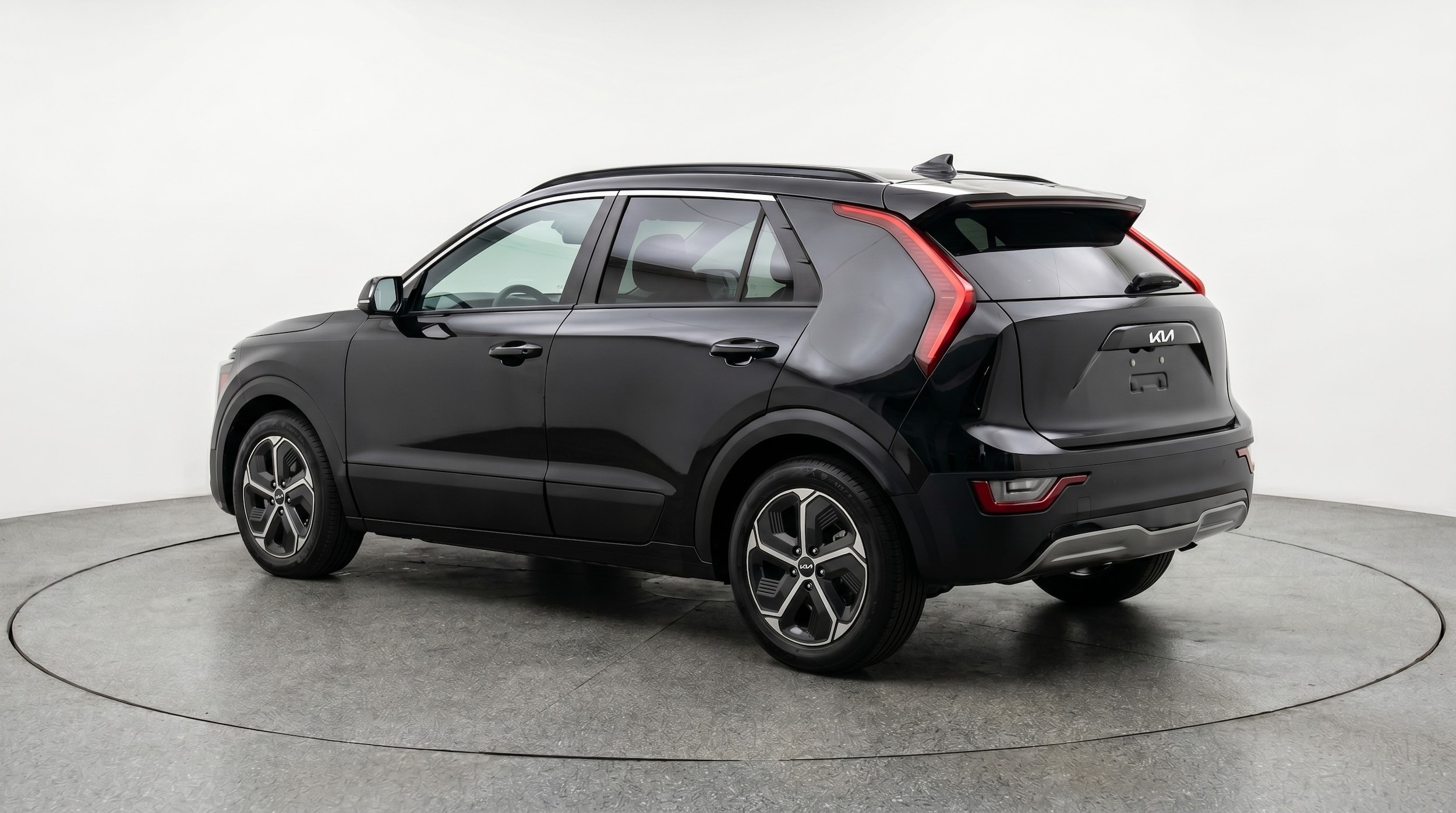 Thumbnail: 2026 Kia Niro - 5