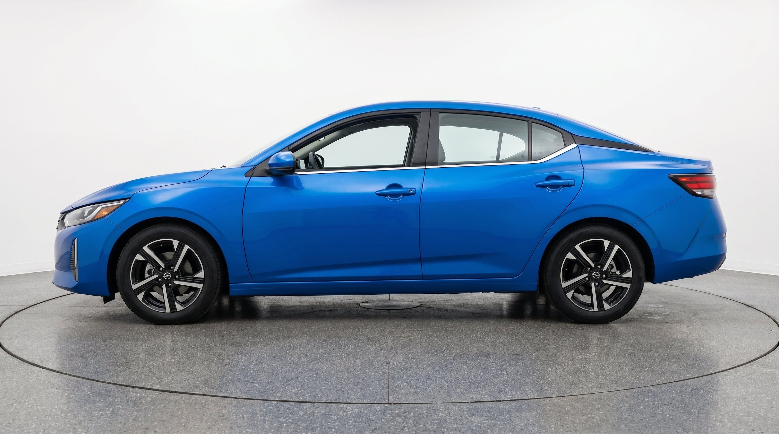 Thumbnail: 2025 Nissan Sentra - 5