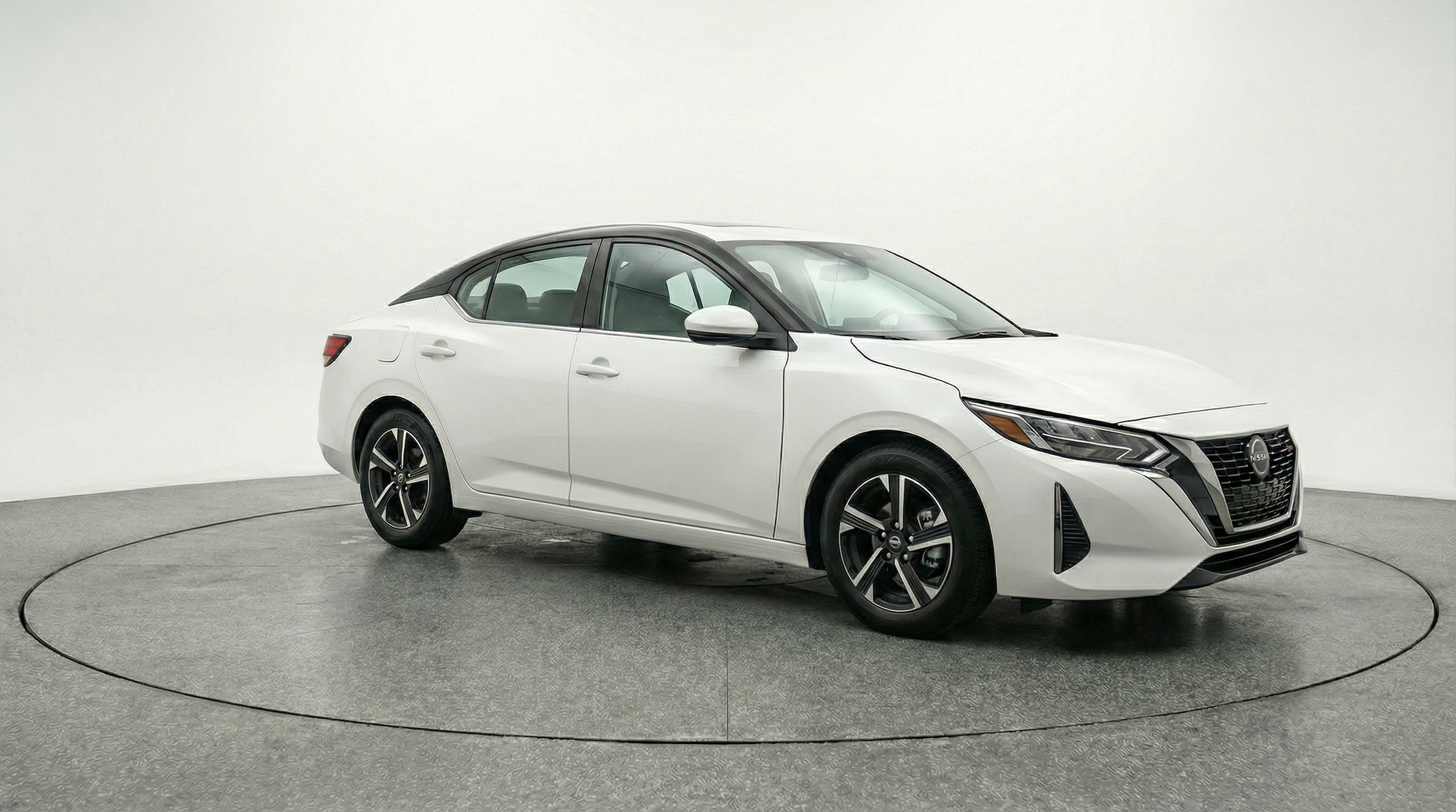 Thumbnail: 2025 Nissan Sentra - 1