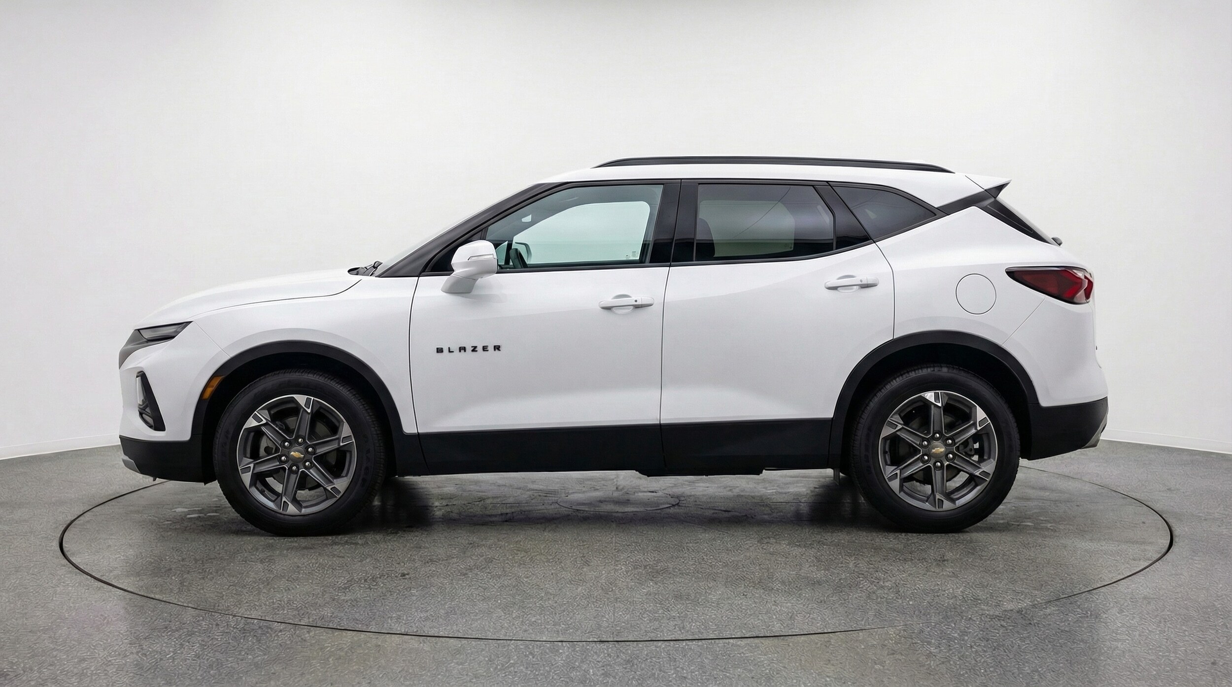 Thumbnail: 2025 Chevrolet Blazer - 4