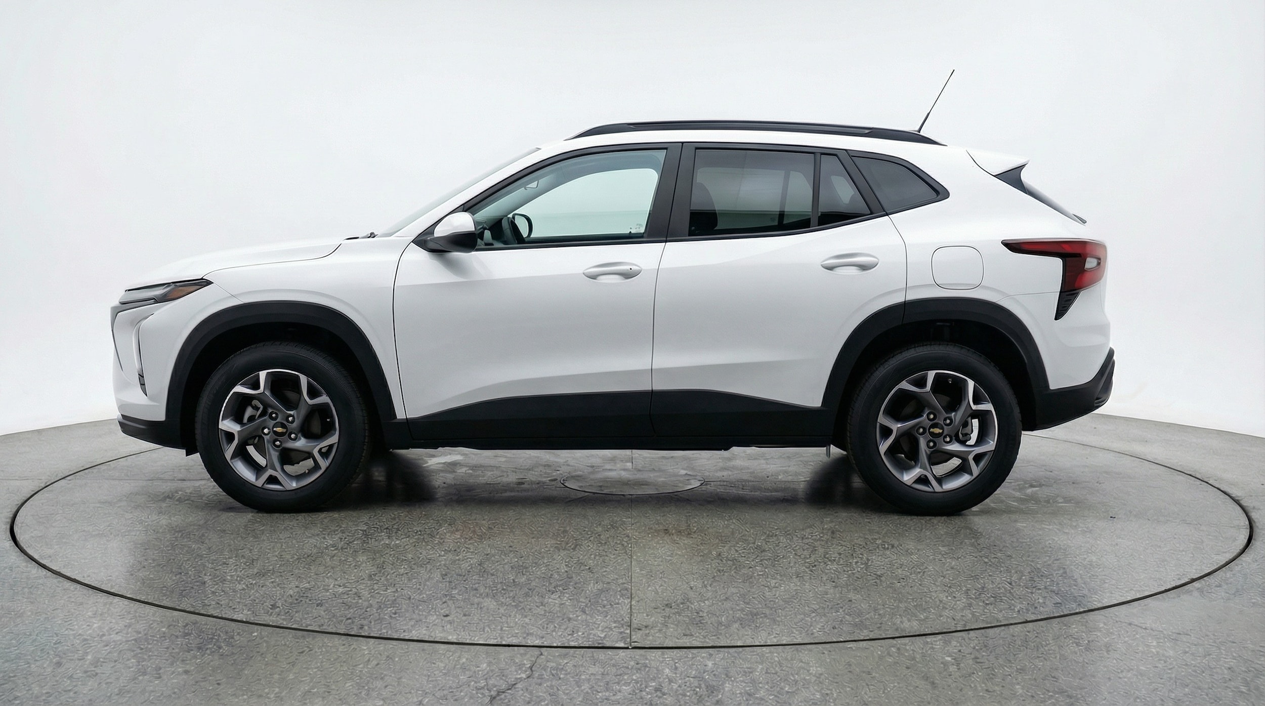 Thumbnail: 2025 Chevrolet Trax - 4