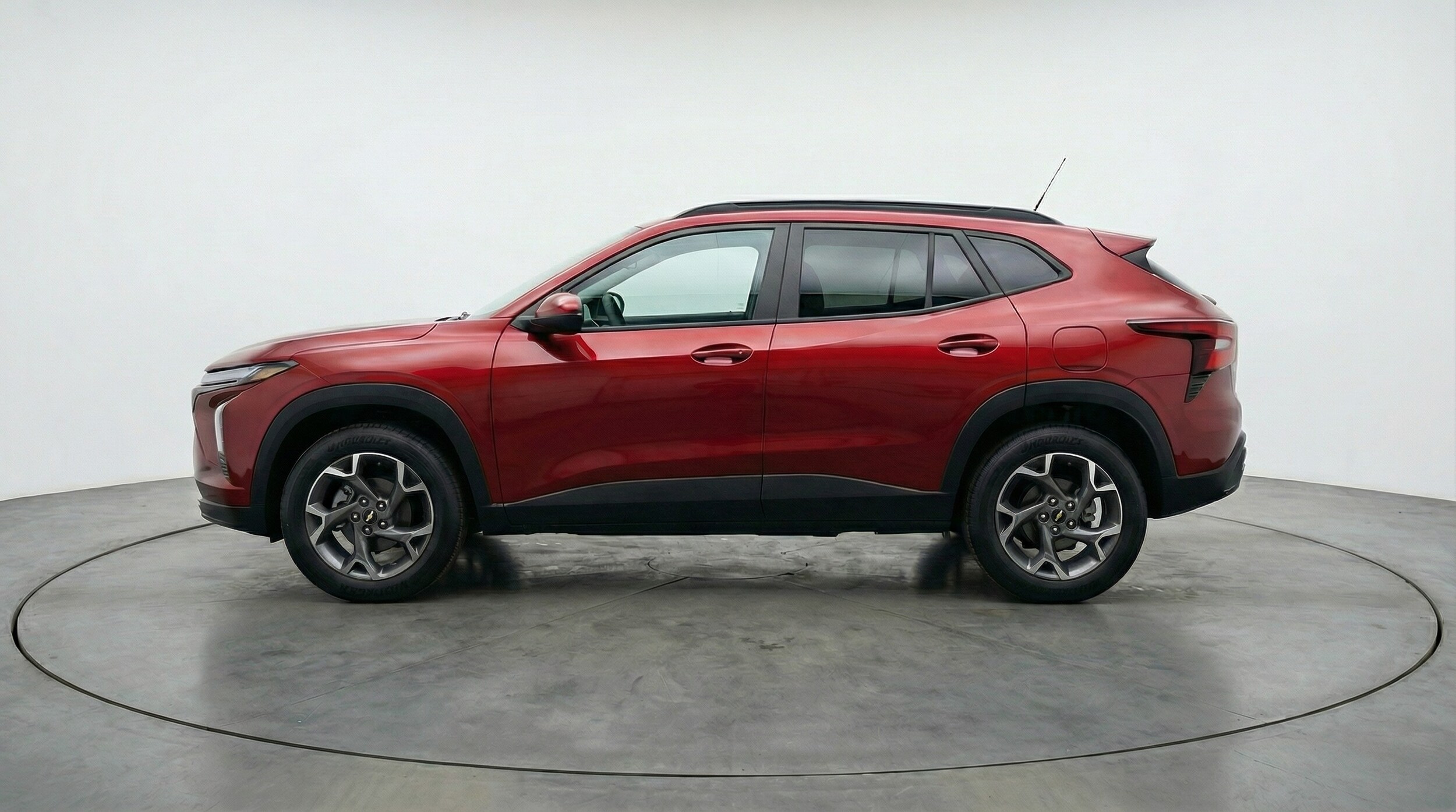 Thumbnail: 2025 Chevrolet Trax - 4