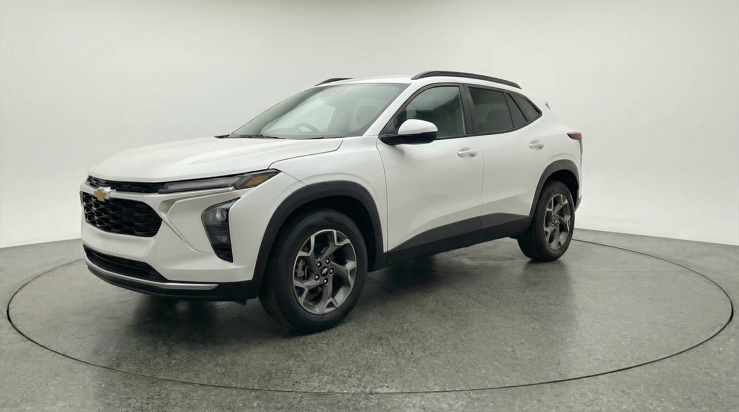 Thumbnail: 2025 Chevrolet Trax - 3