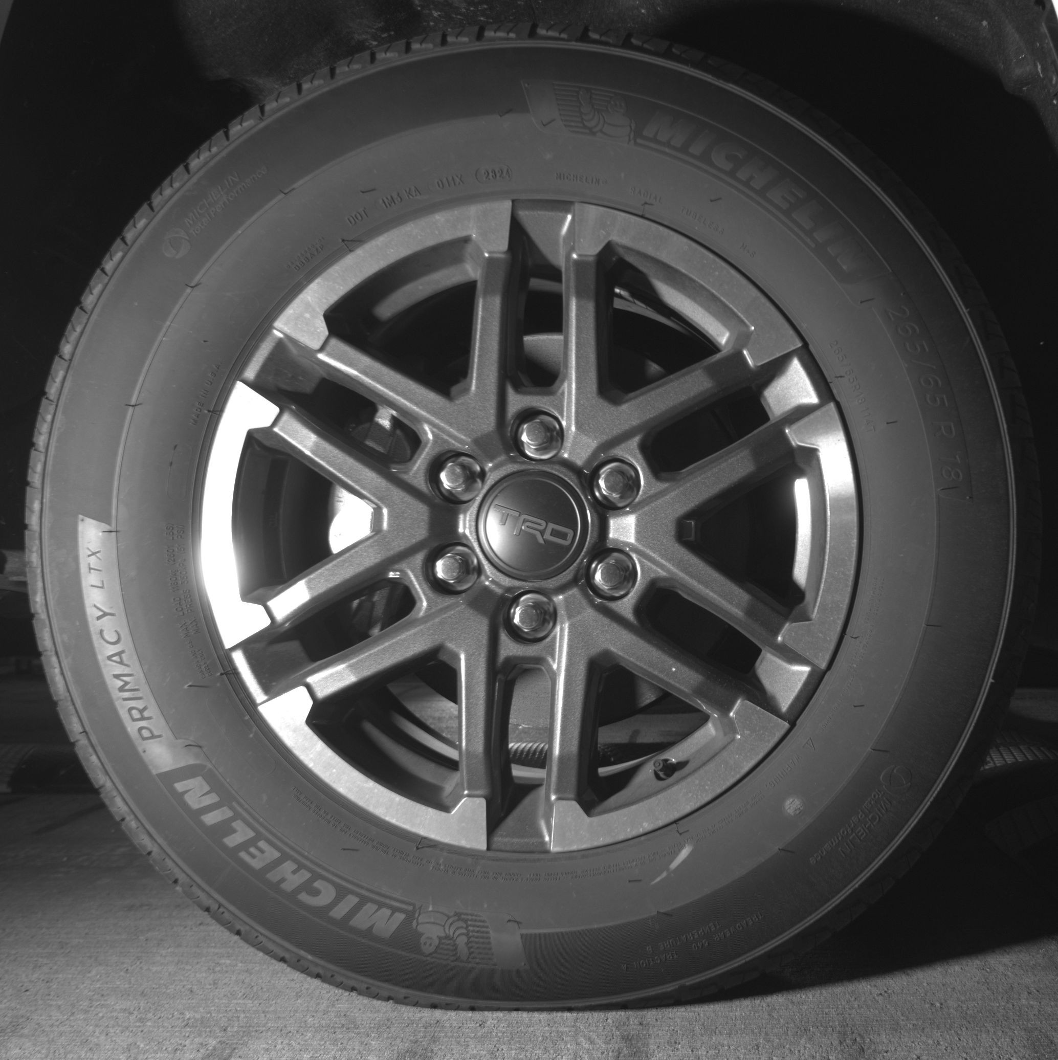 Thumbnail: 2024 Toyota Tacoma - 10