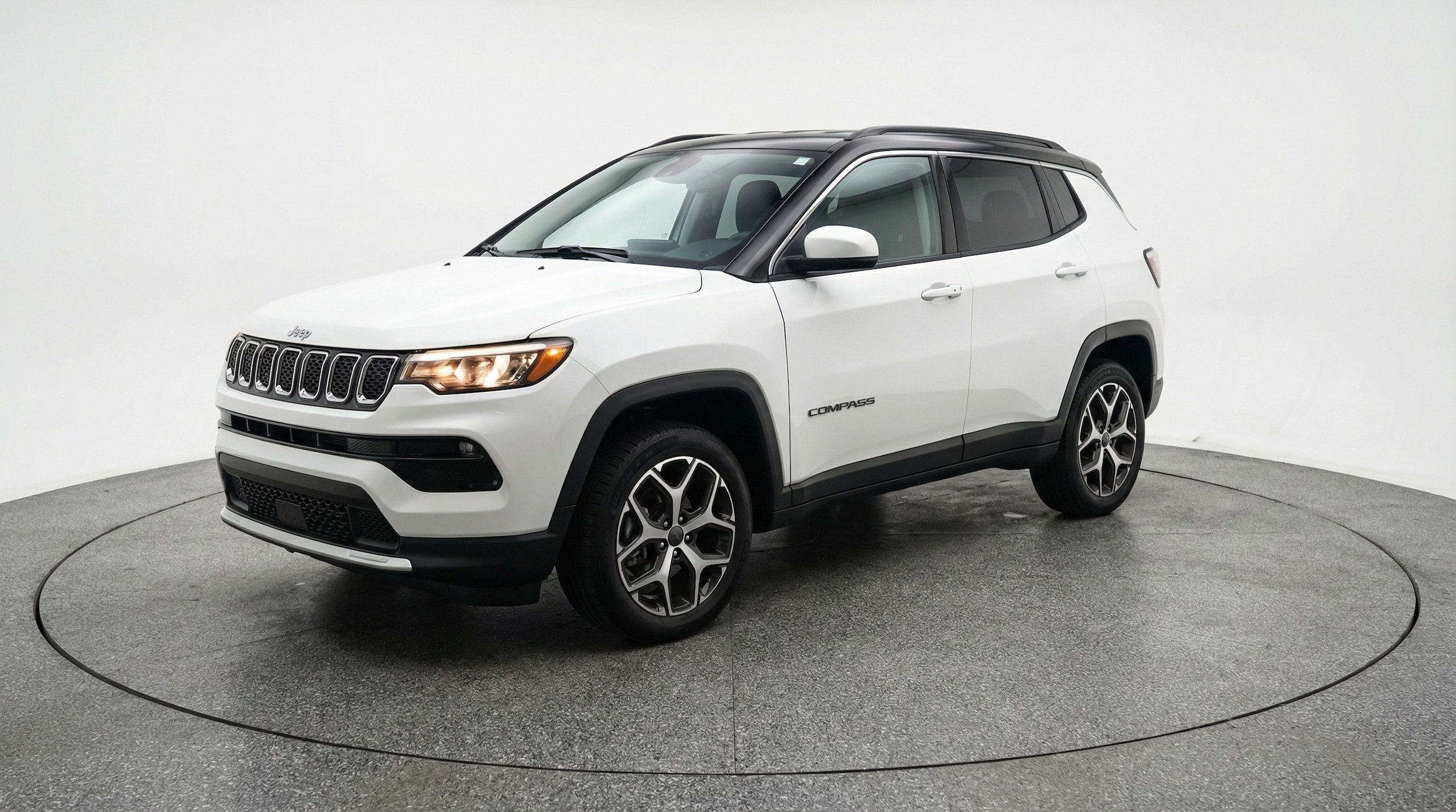 Thumbnail: 2025 Jeep Compass - 3