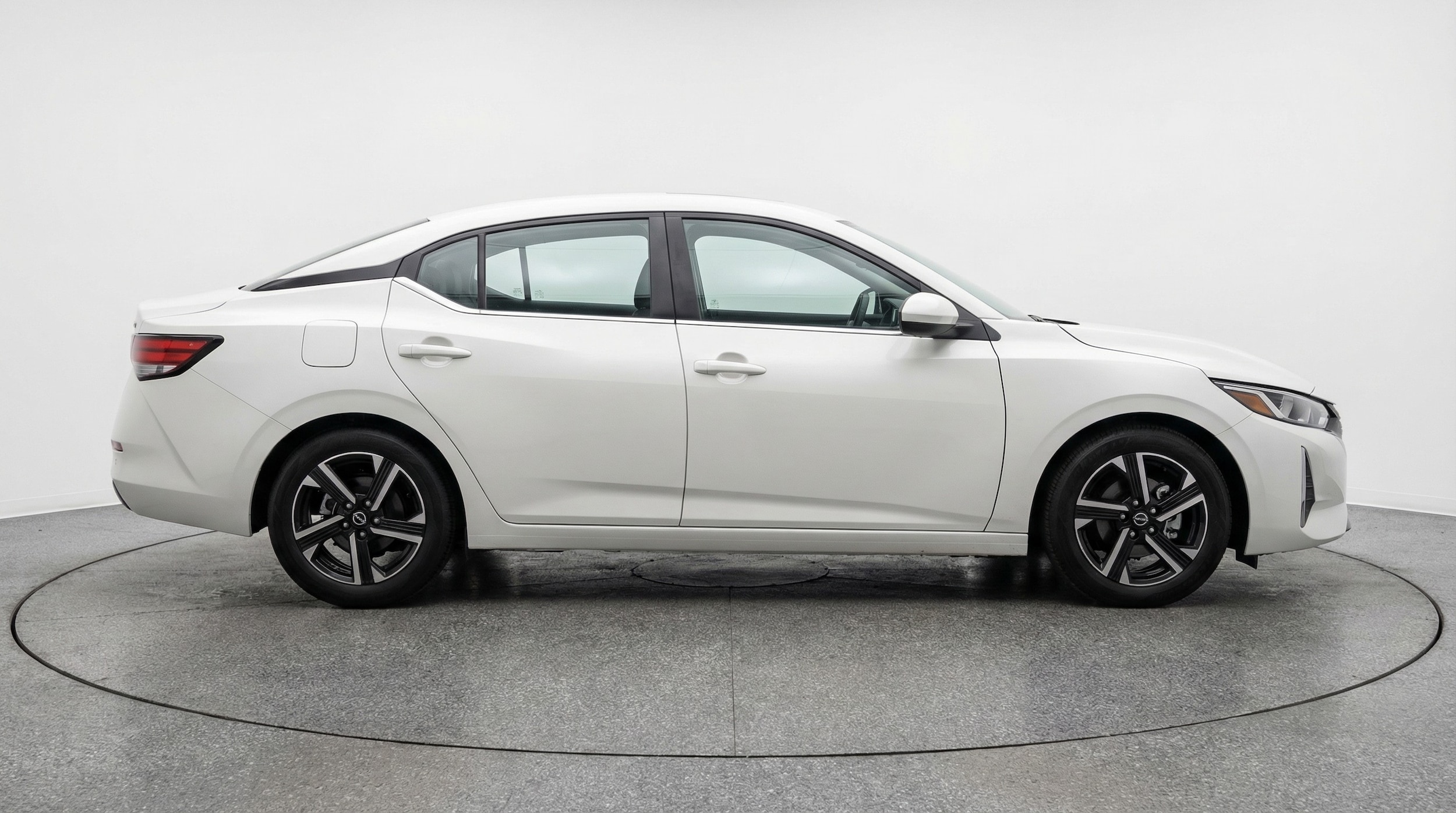 Thumbnail: 2025 Nissan Sentra - 8