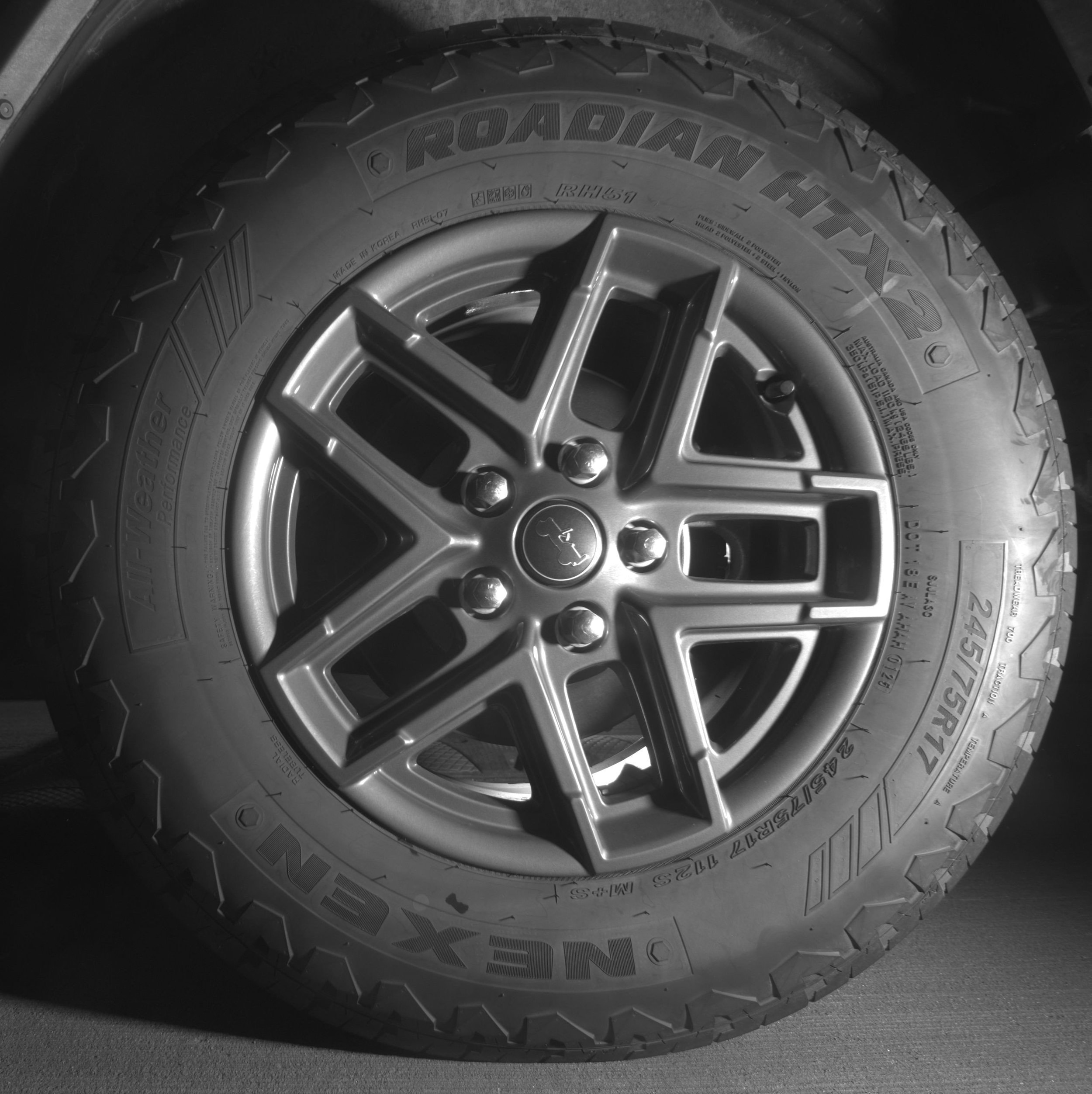 Thumbnail: 2025 Jeep Wrangler - 14