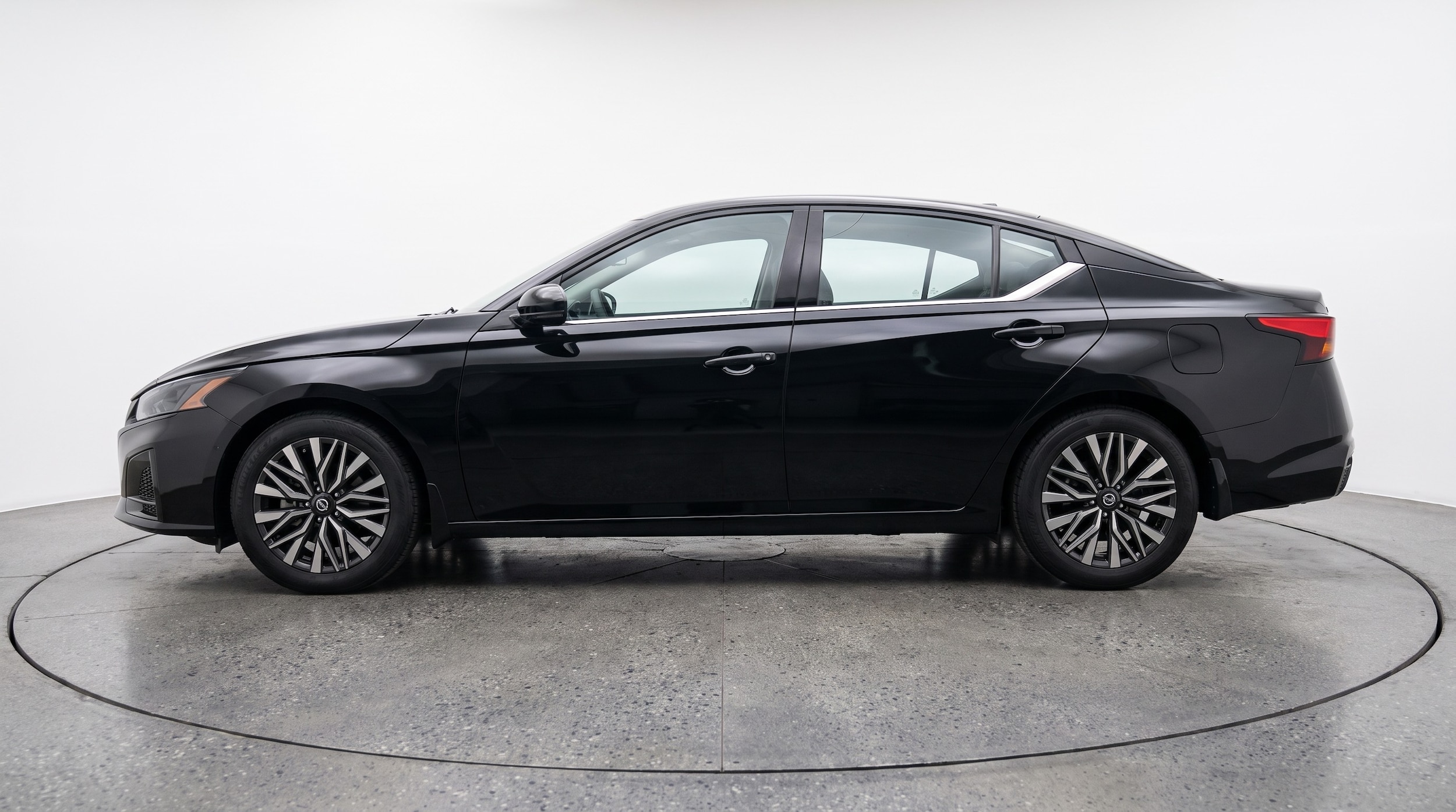 Thumbnail: 2026 Nissan Altima - 4