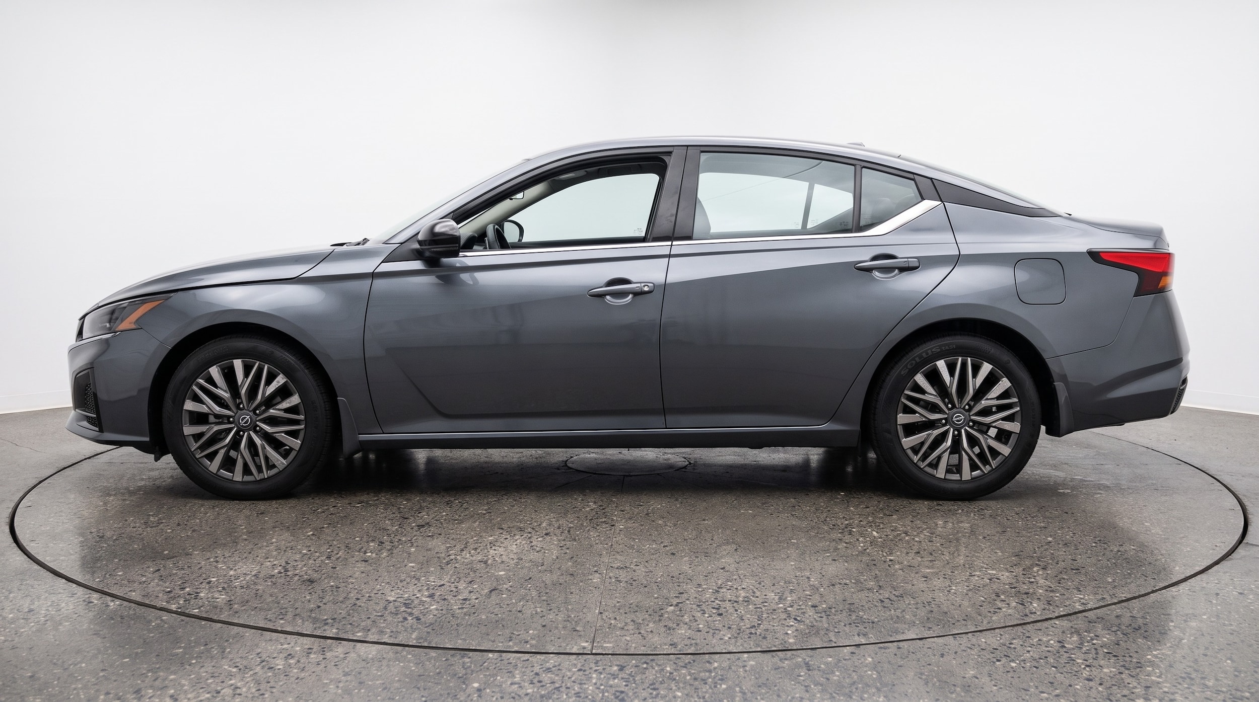 Thumbnail: 2025 Nissan Altima - 4