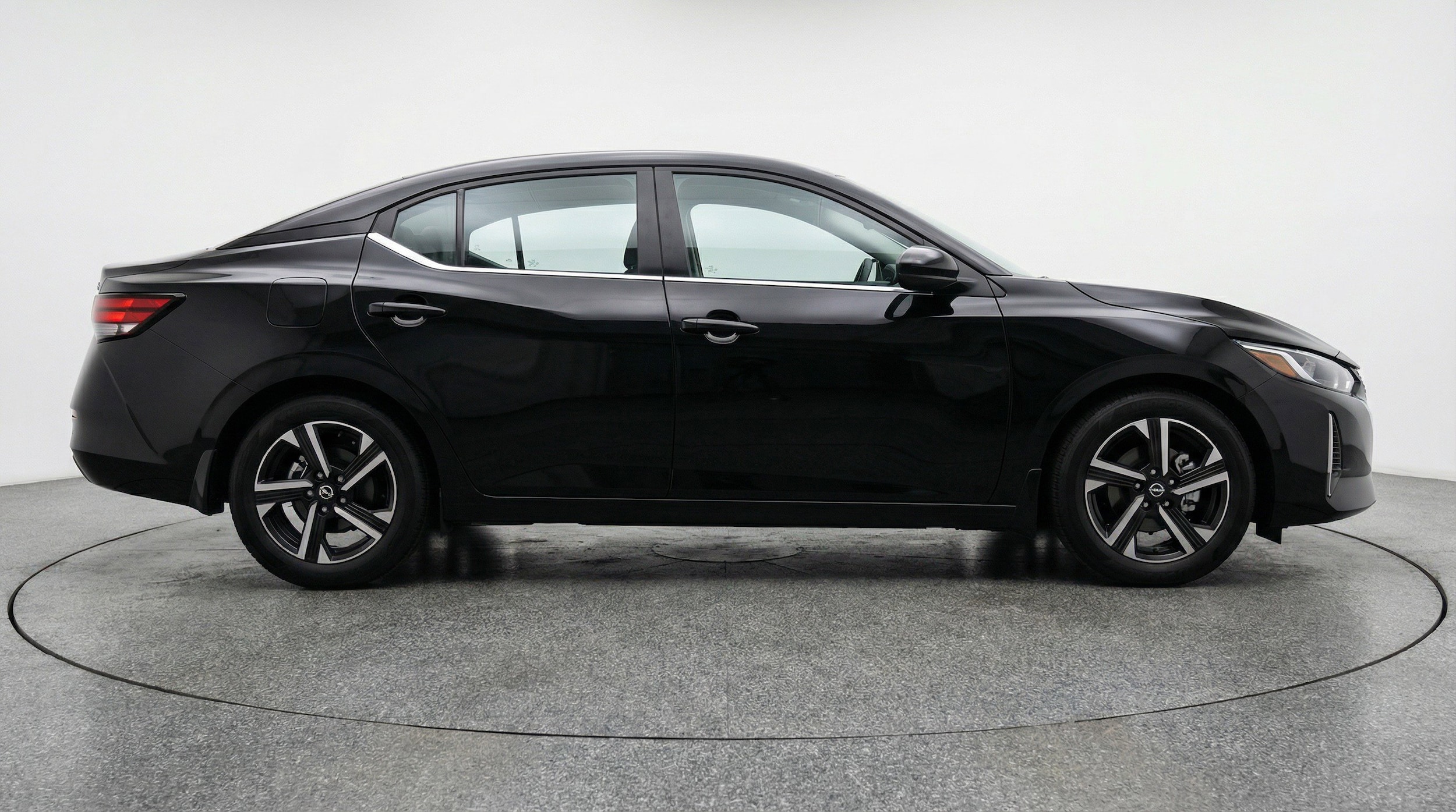 Thumbnail: 2025 Nissan Sentra - 11