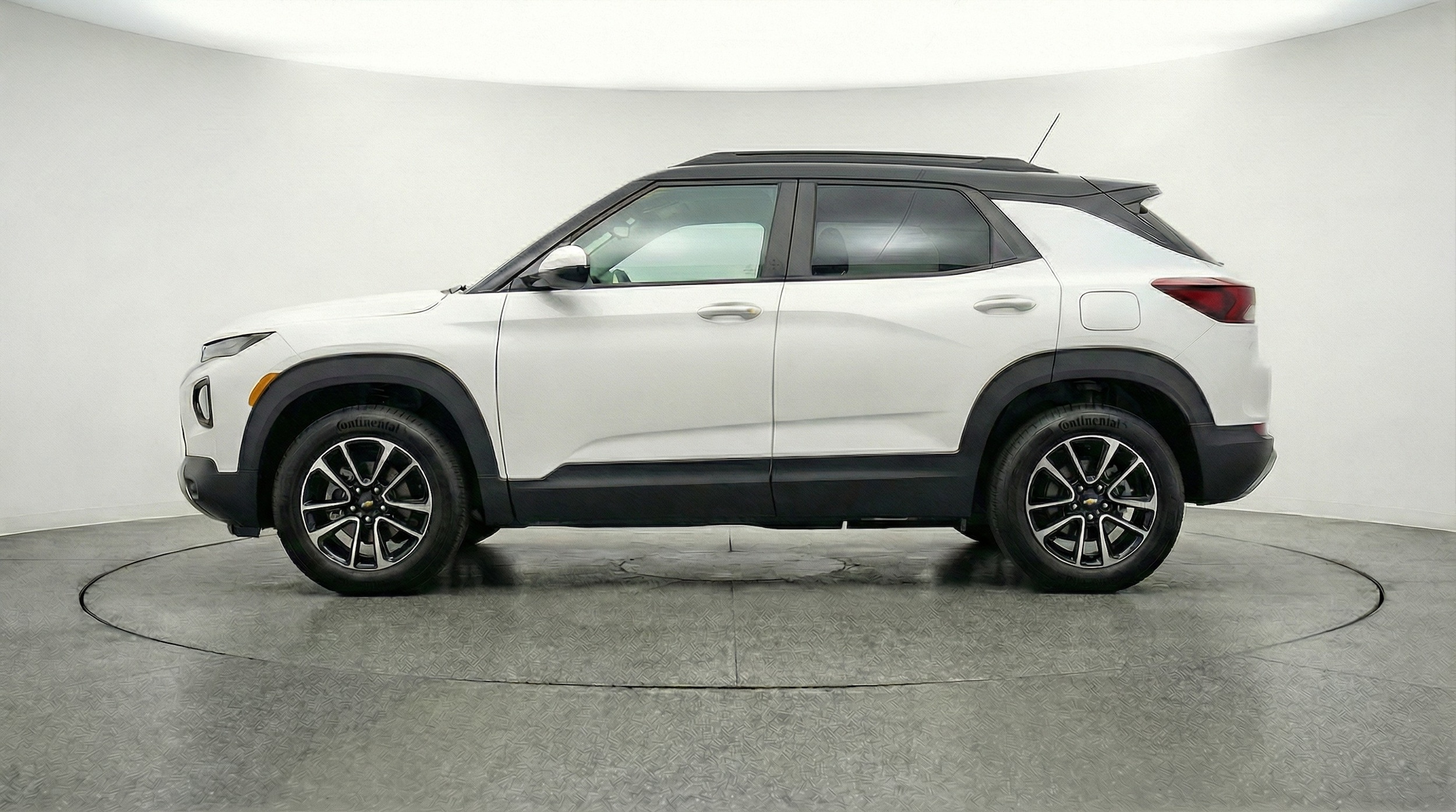 Thumbnail: 2025 Chevrolet TrailBlazer - 4