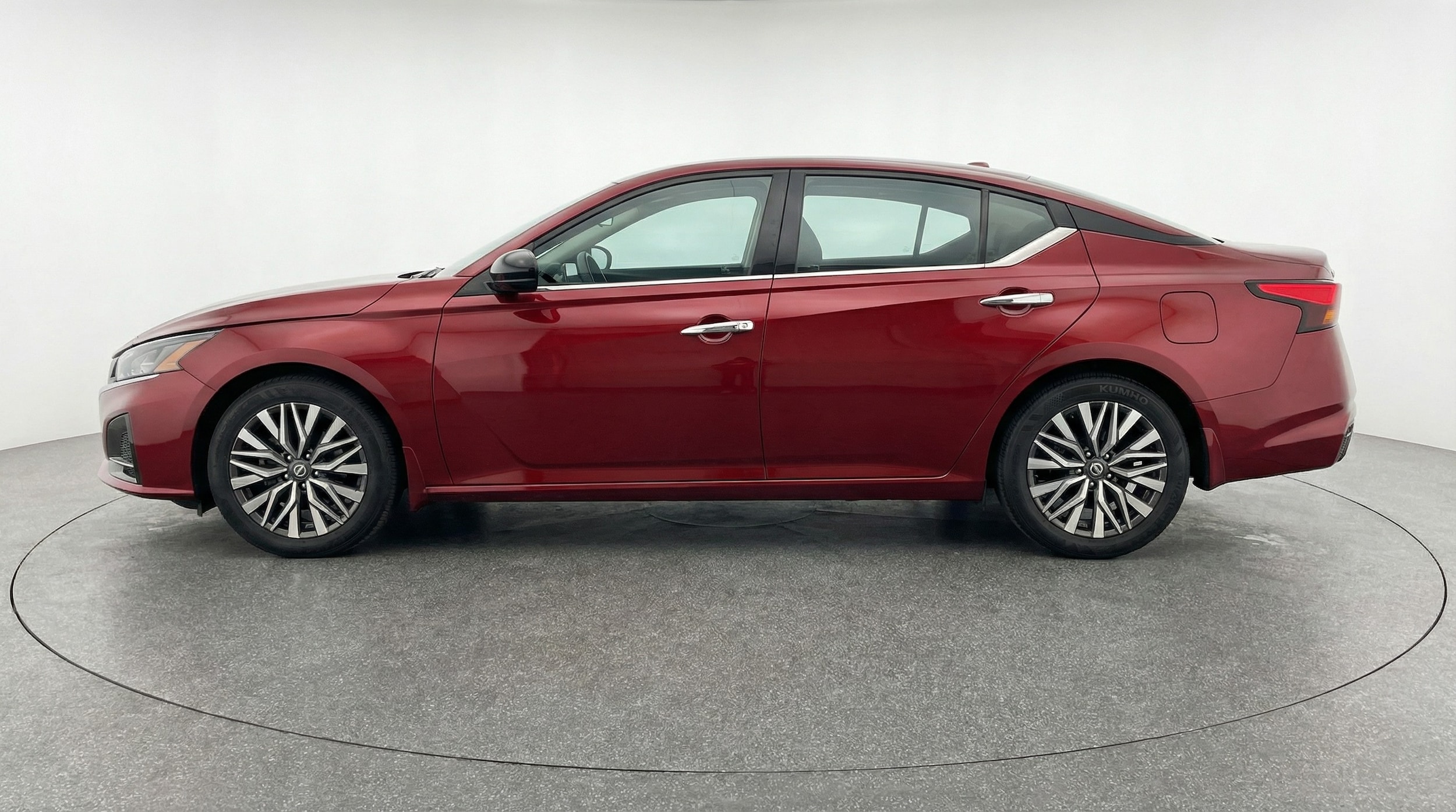 Thumbnail: 2025 Nissan Altima - 4