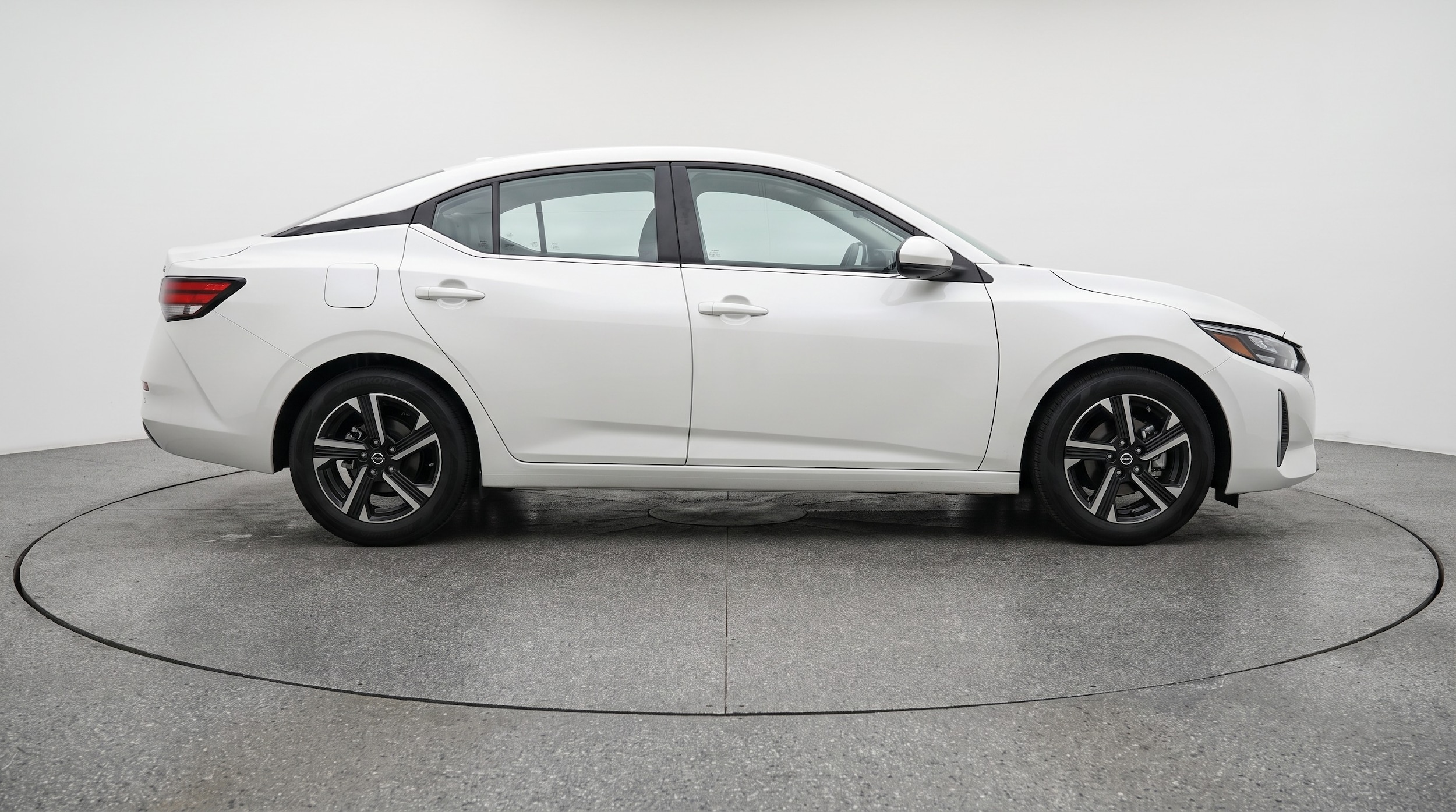 Thumbnail: 2025 Nissan Sentra - 8