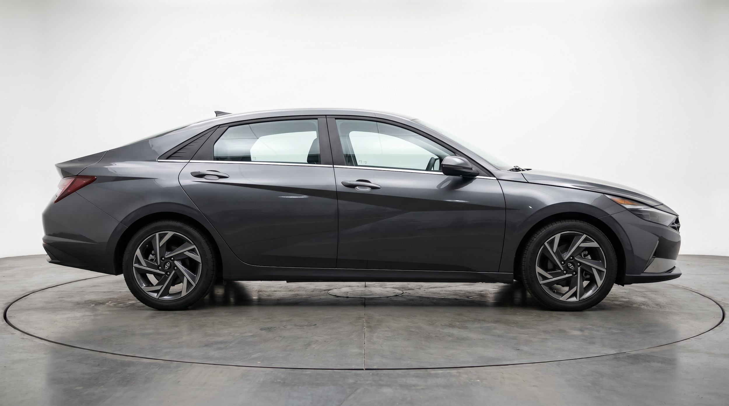Thumbnail: 2025 Hyundai Elantra - 8