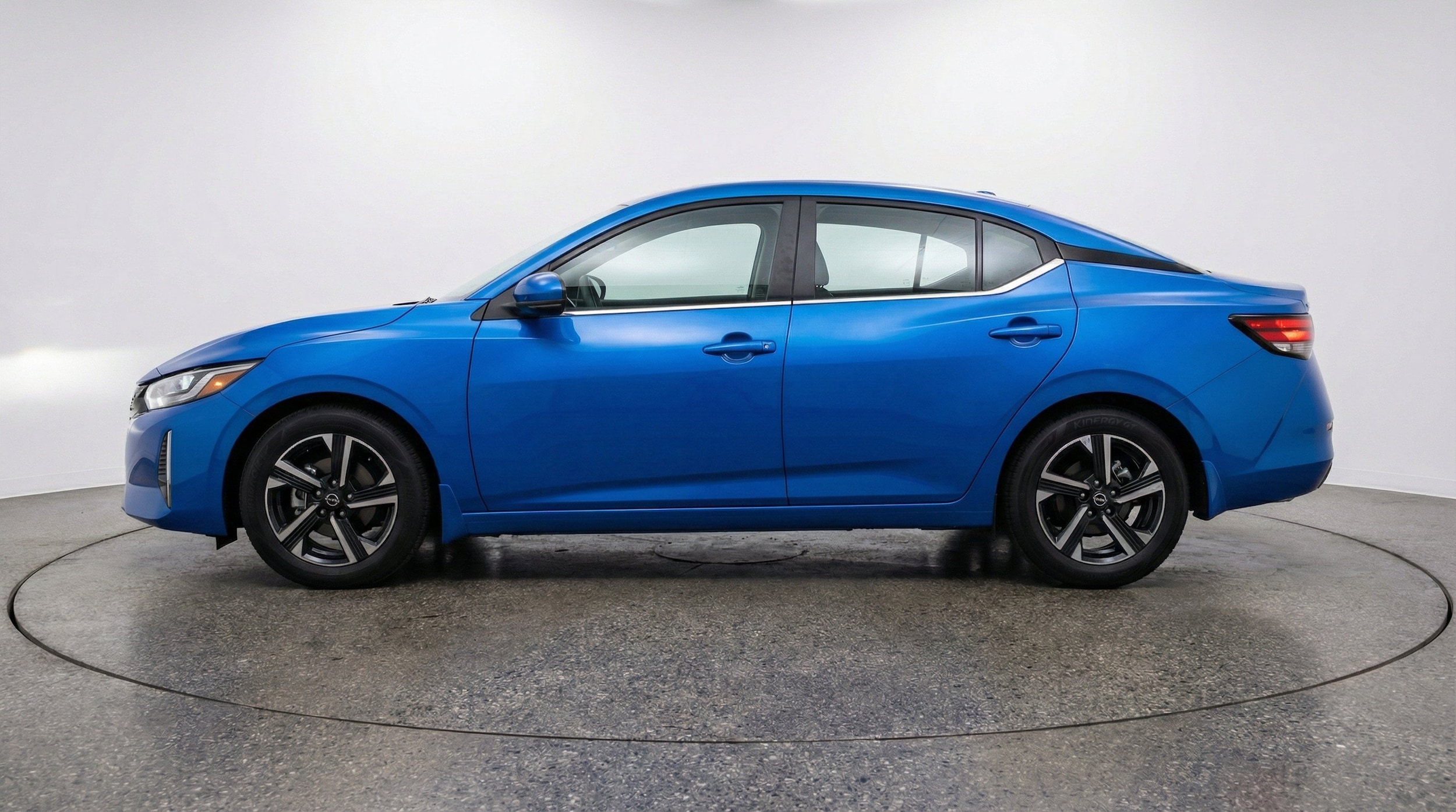 Thumbnail: 2025 Nissan Sentra - 5