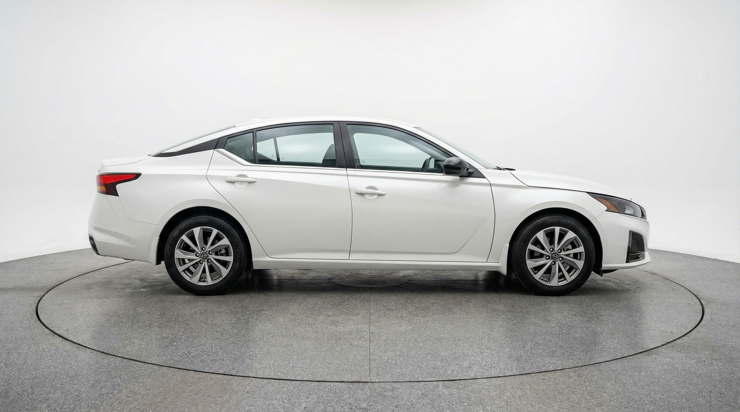 Thumbnail: 2025 Nissan Altima - 8